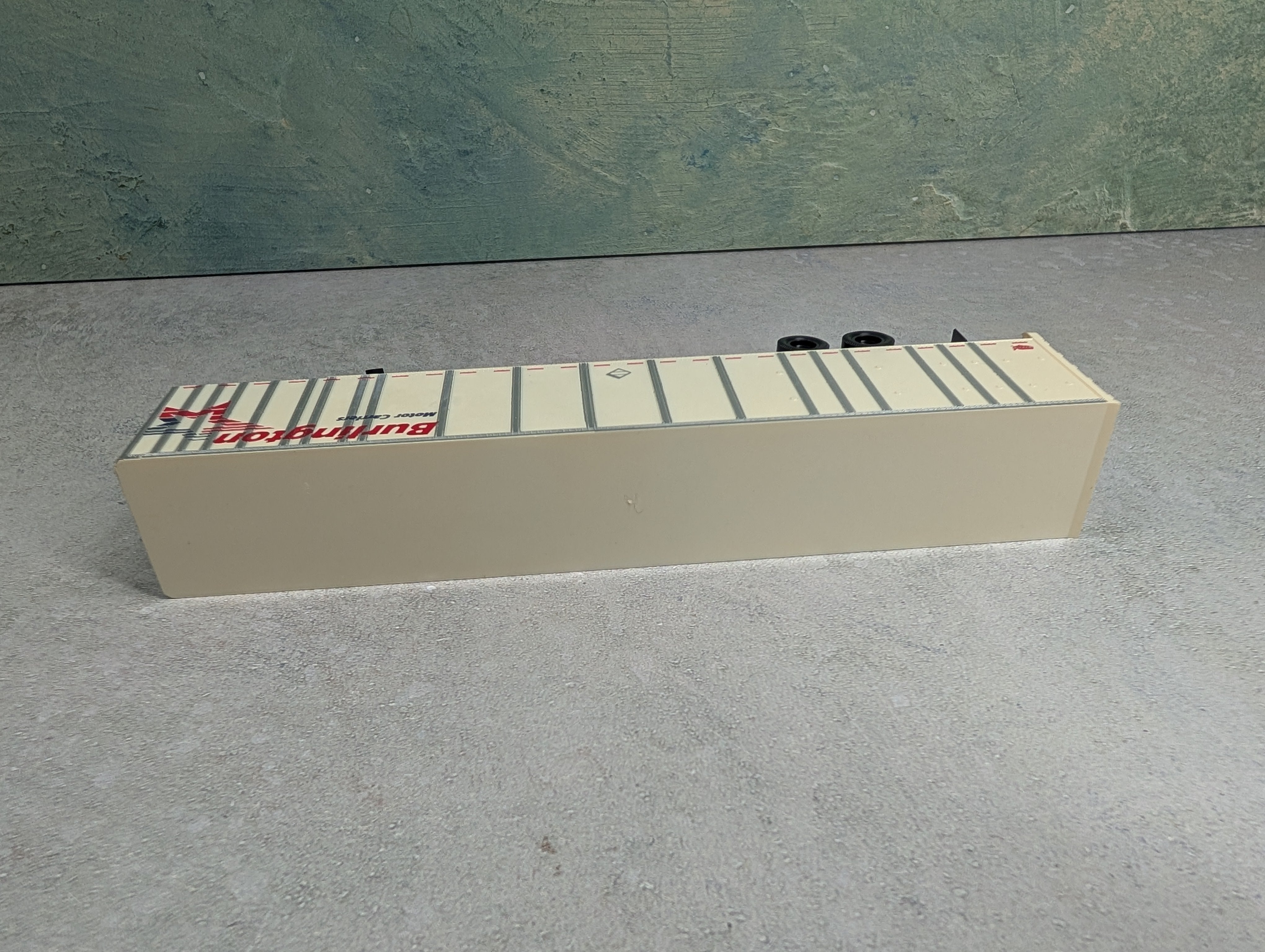 USED Bowser HO Scale 53' Trailer Burlington #P80183