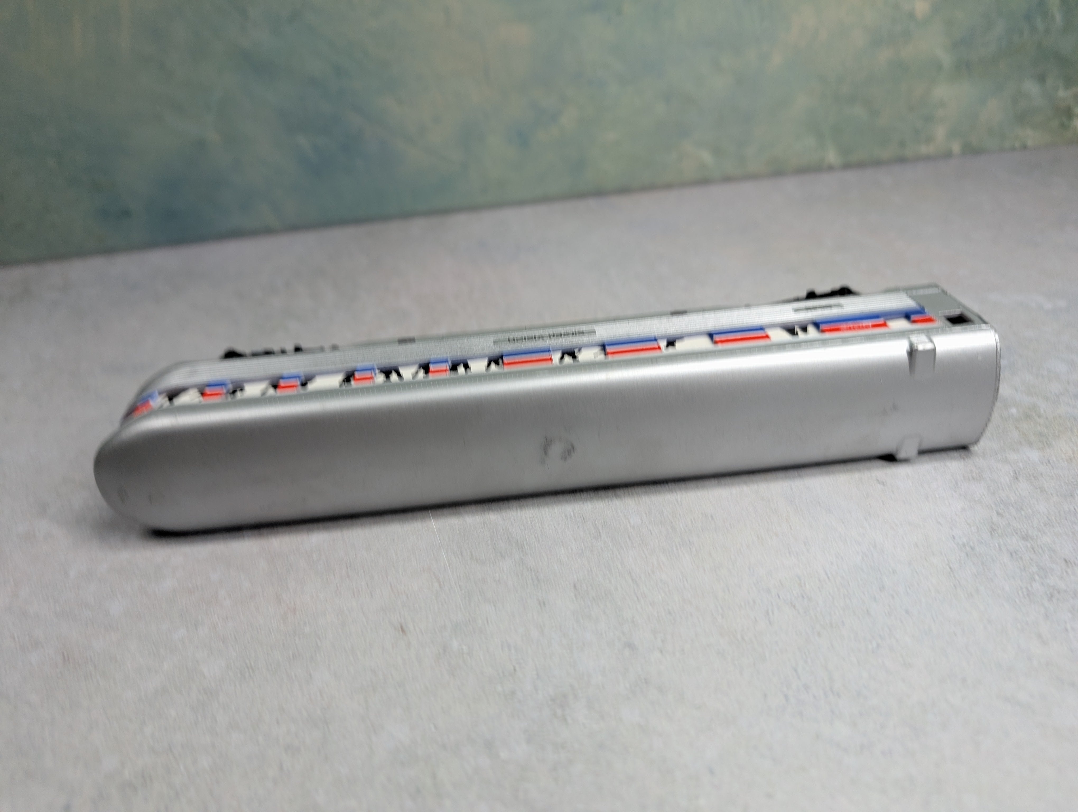 USED Life-Like HO Scale OBS Passenger Car Amtrak #9545 Silver Vision
