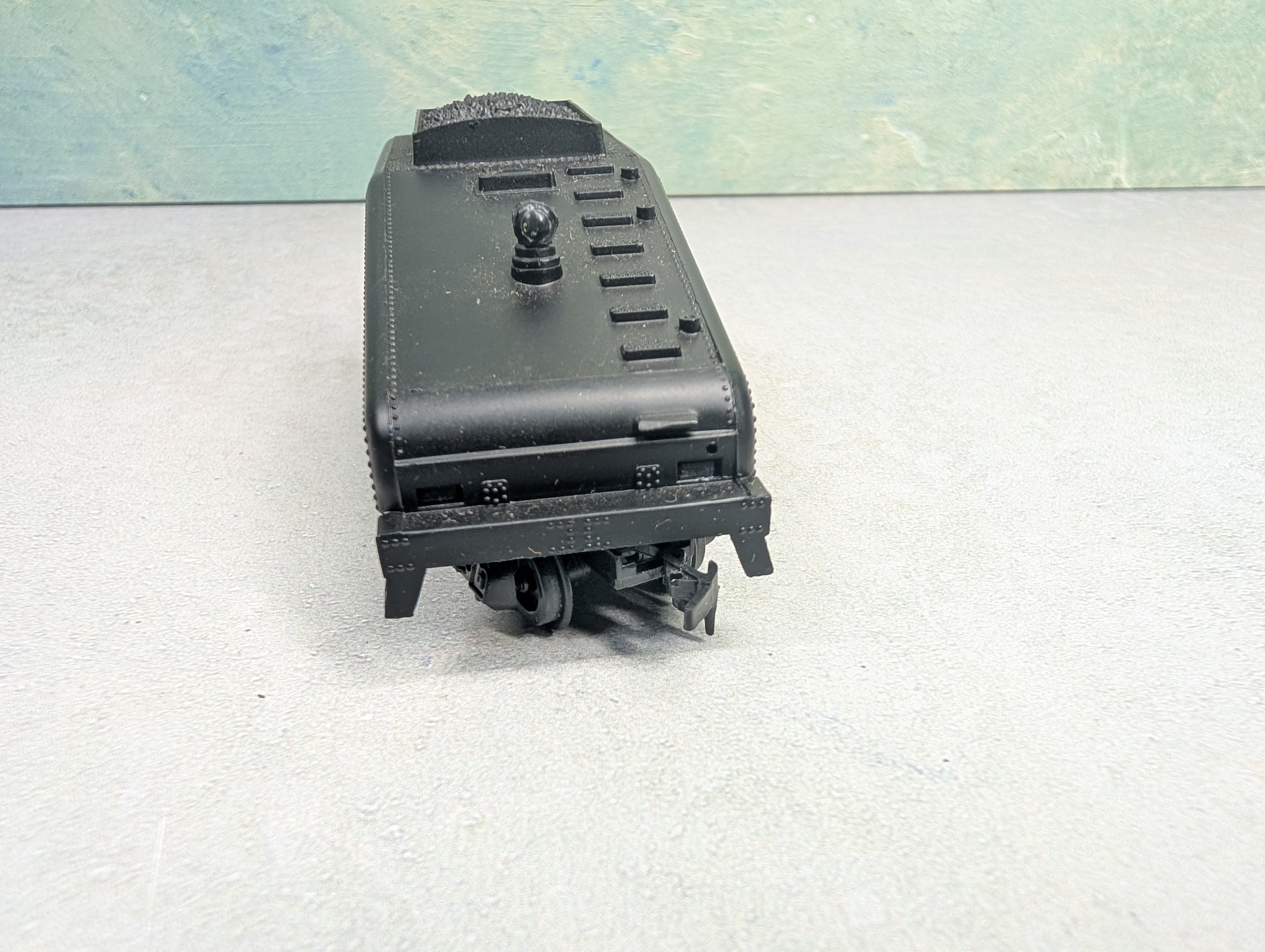 USED Life-Like HO Scale Black Steam Locomotive Tender Pennsylvania