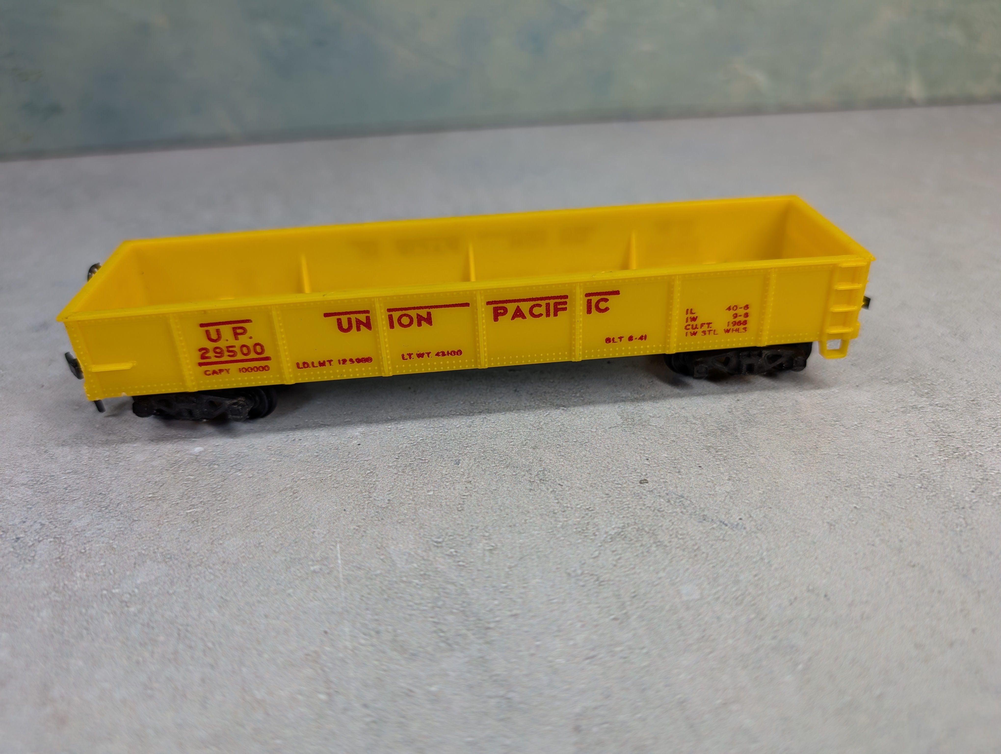USED Varney HO Scale 40' Gondola Union Pacific UP #29500