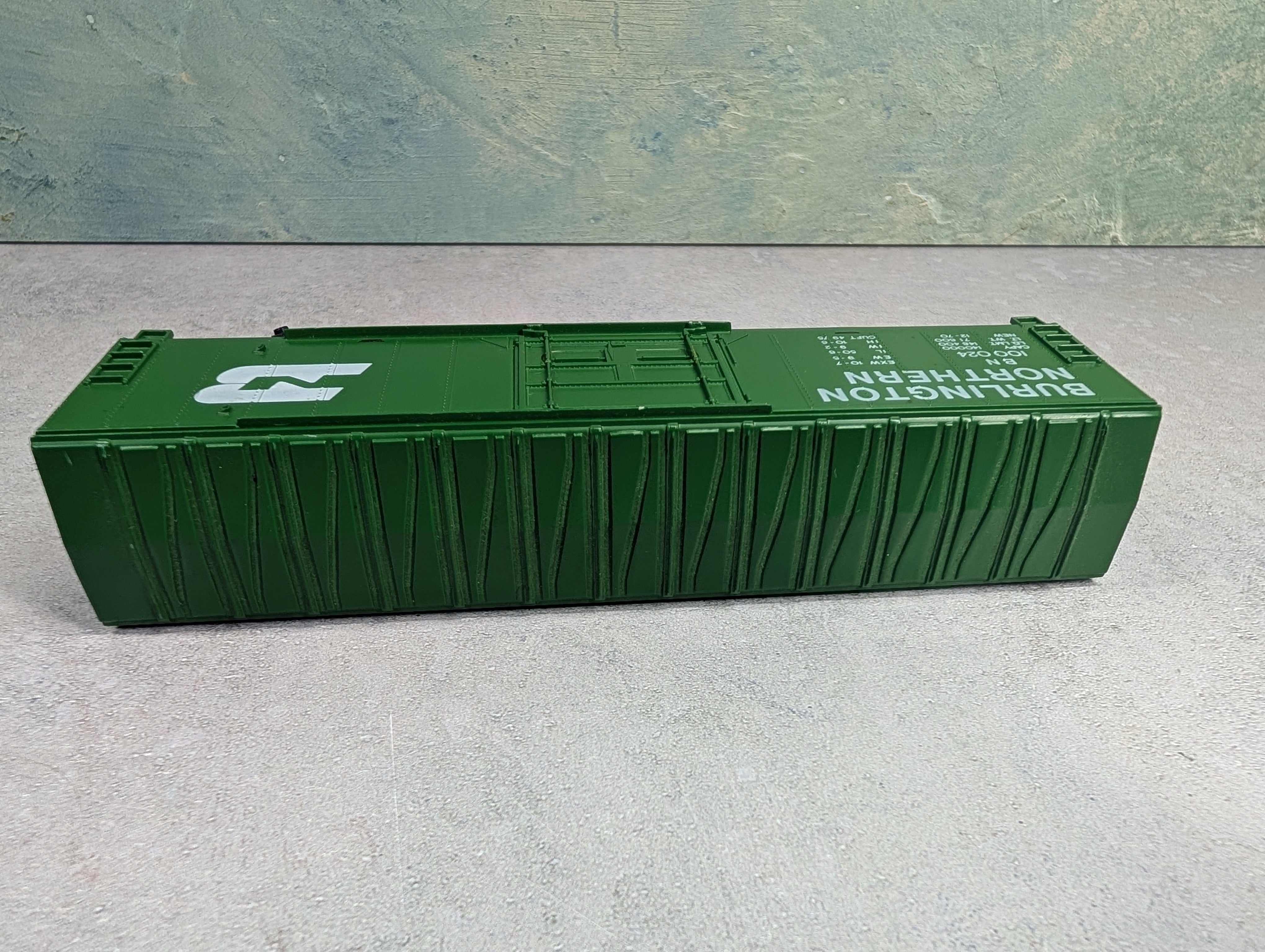 USED HO Scale 50' Box Car Burlington Northern BN #100024 Metal Wheels