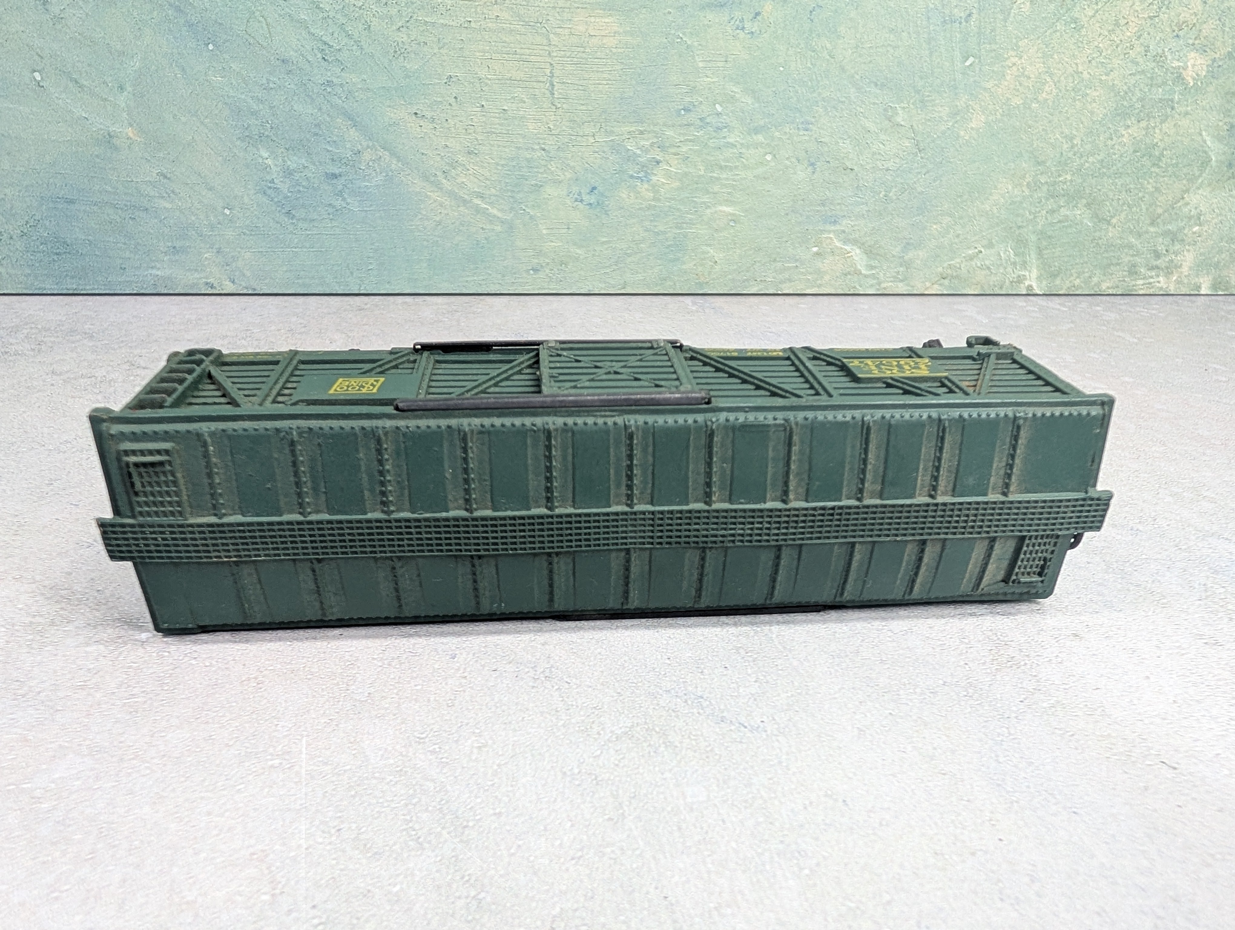 USED Varney HO Scale 40' Cattle Stock Car SOO Line #29647