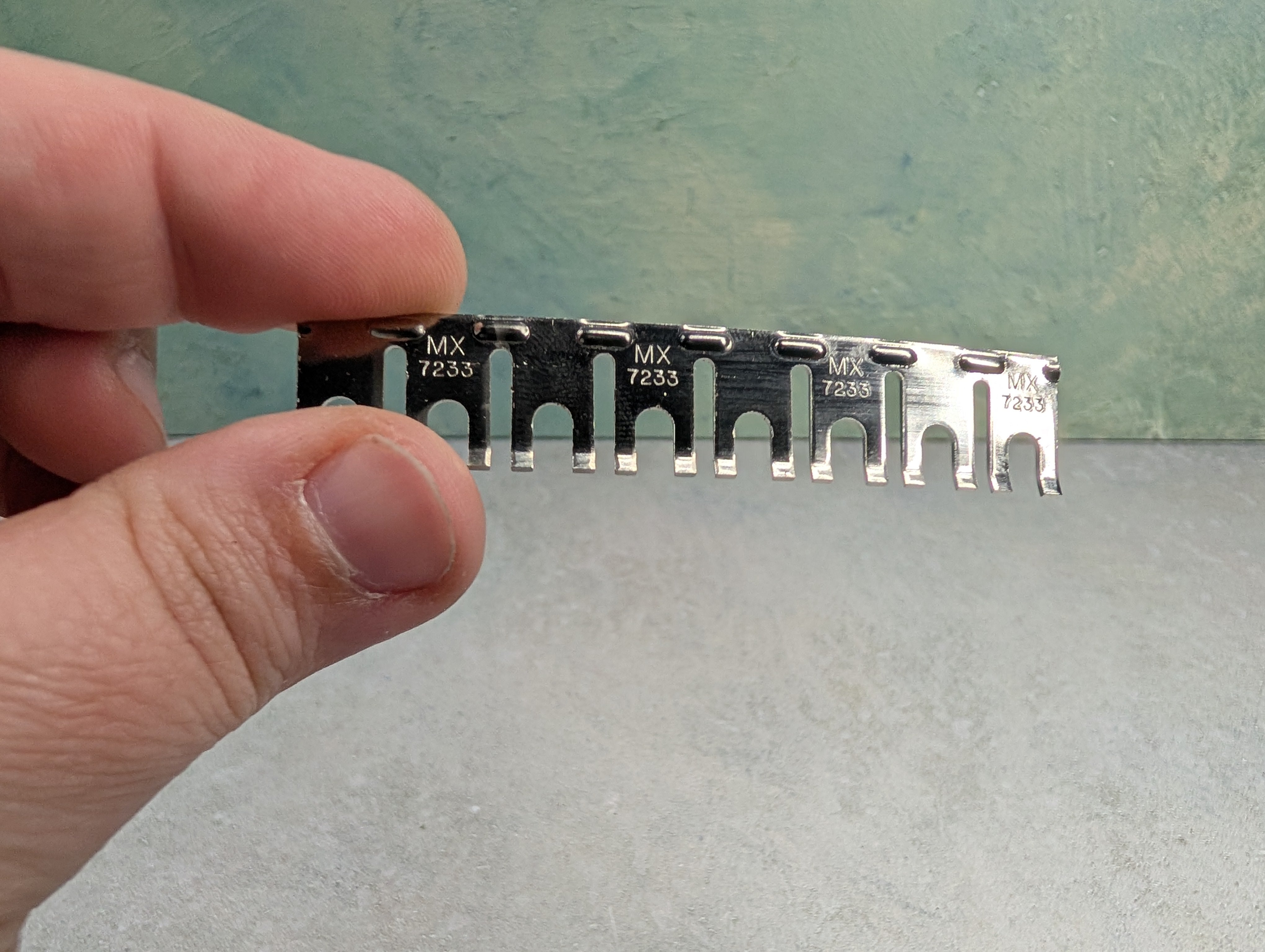 USED MULTI Scale Molex 7233 Flanged Spade Connector (8 pcs)