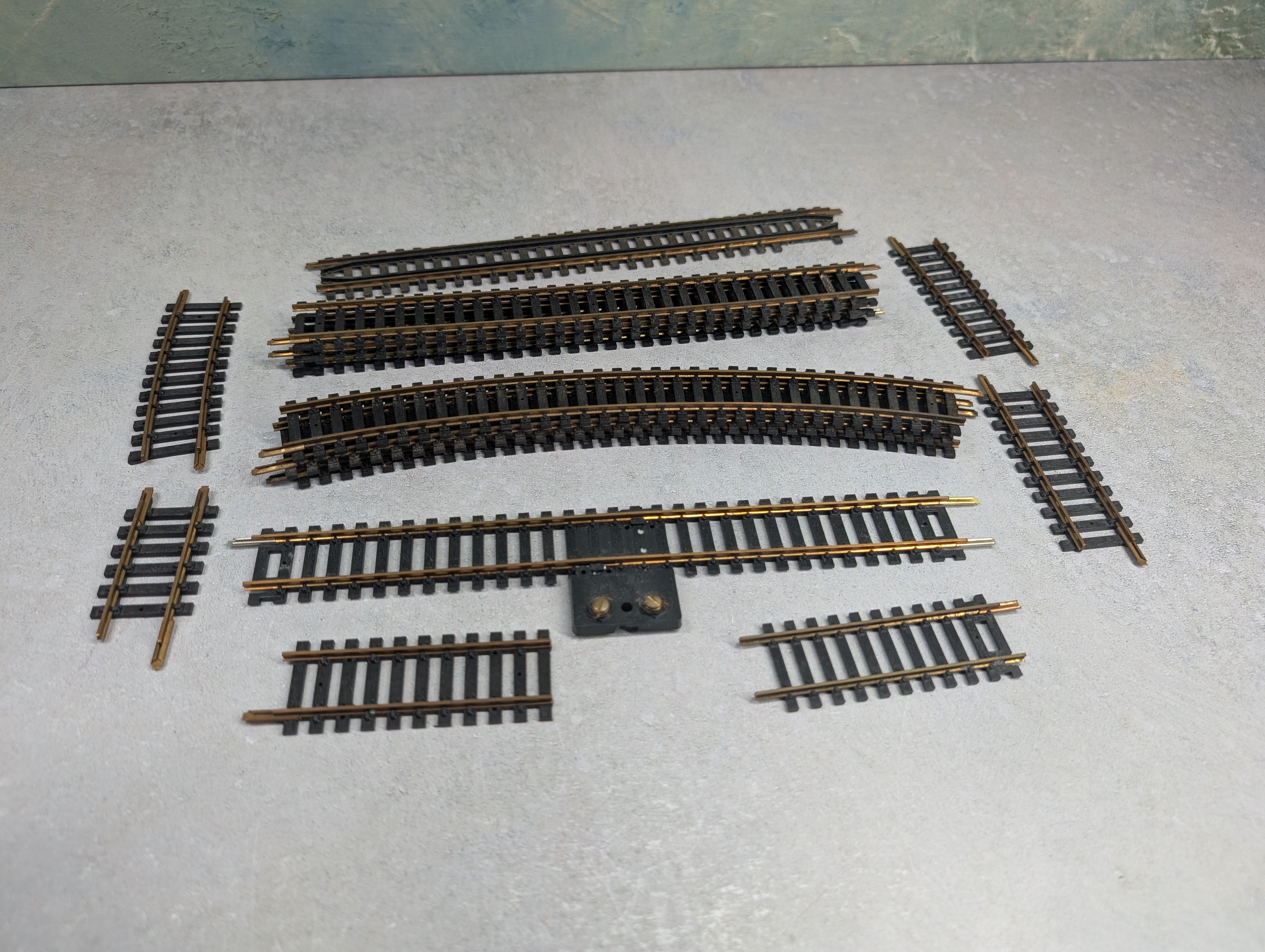 USED HO Scale Lot of Brass Code 100 Track (14 pcs)