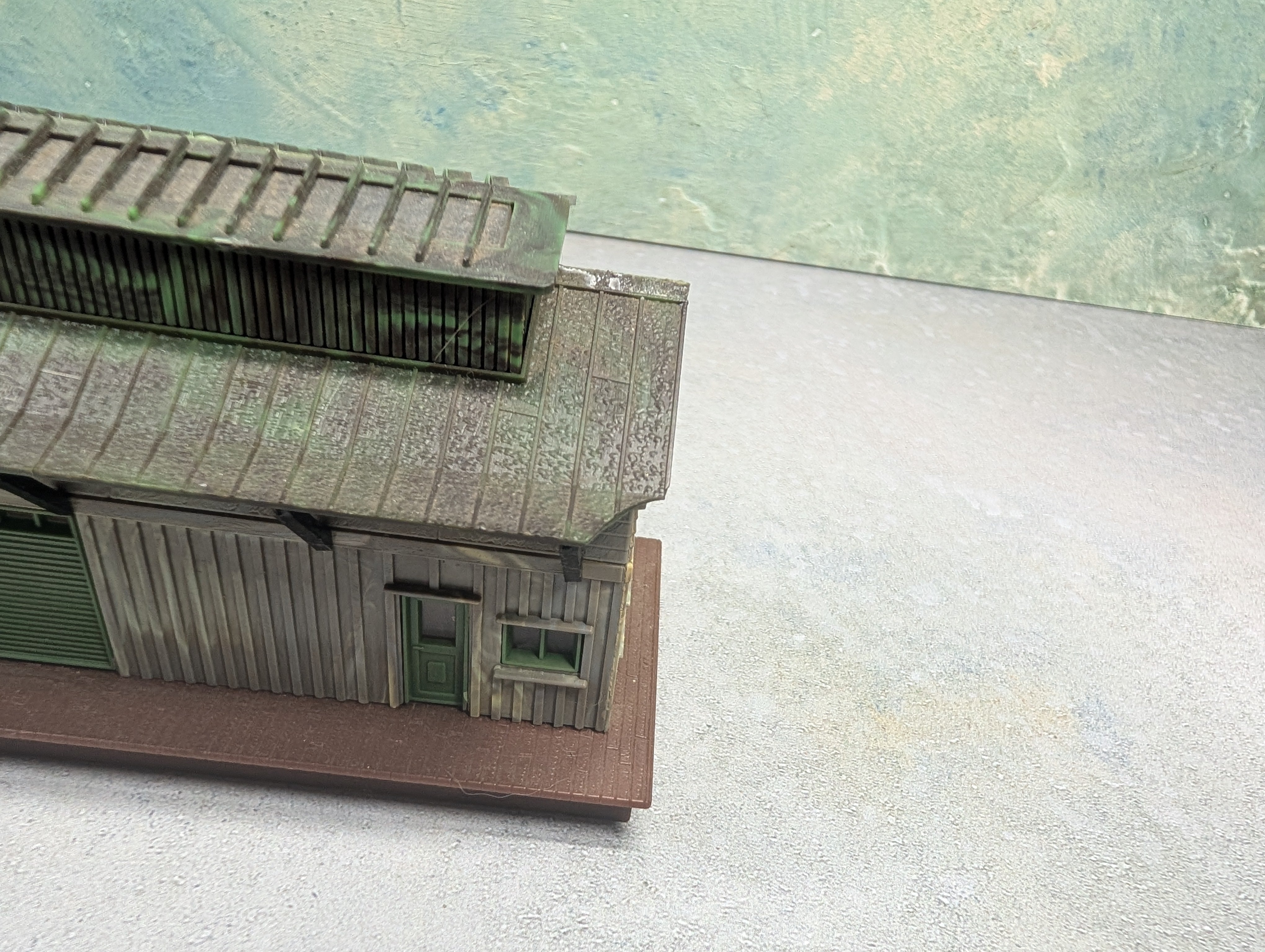 USED Heljan HO Scale Freight Station