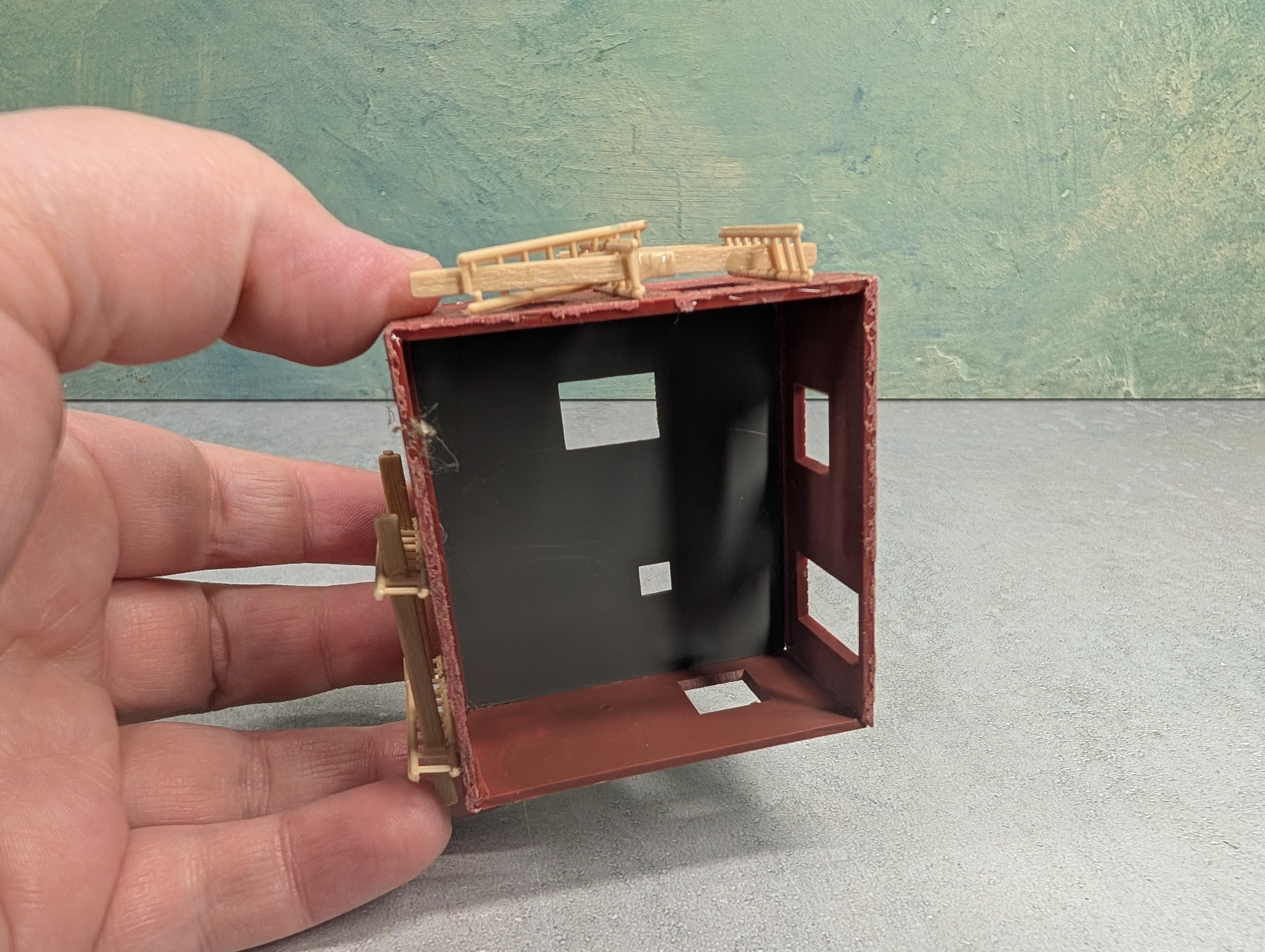 USED HO Scale Brick Home Under Construction