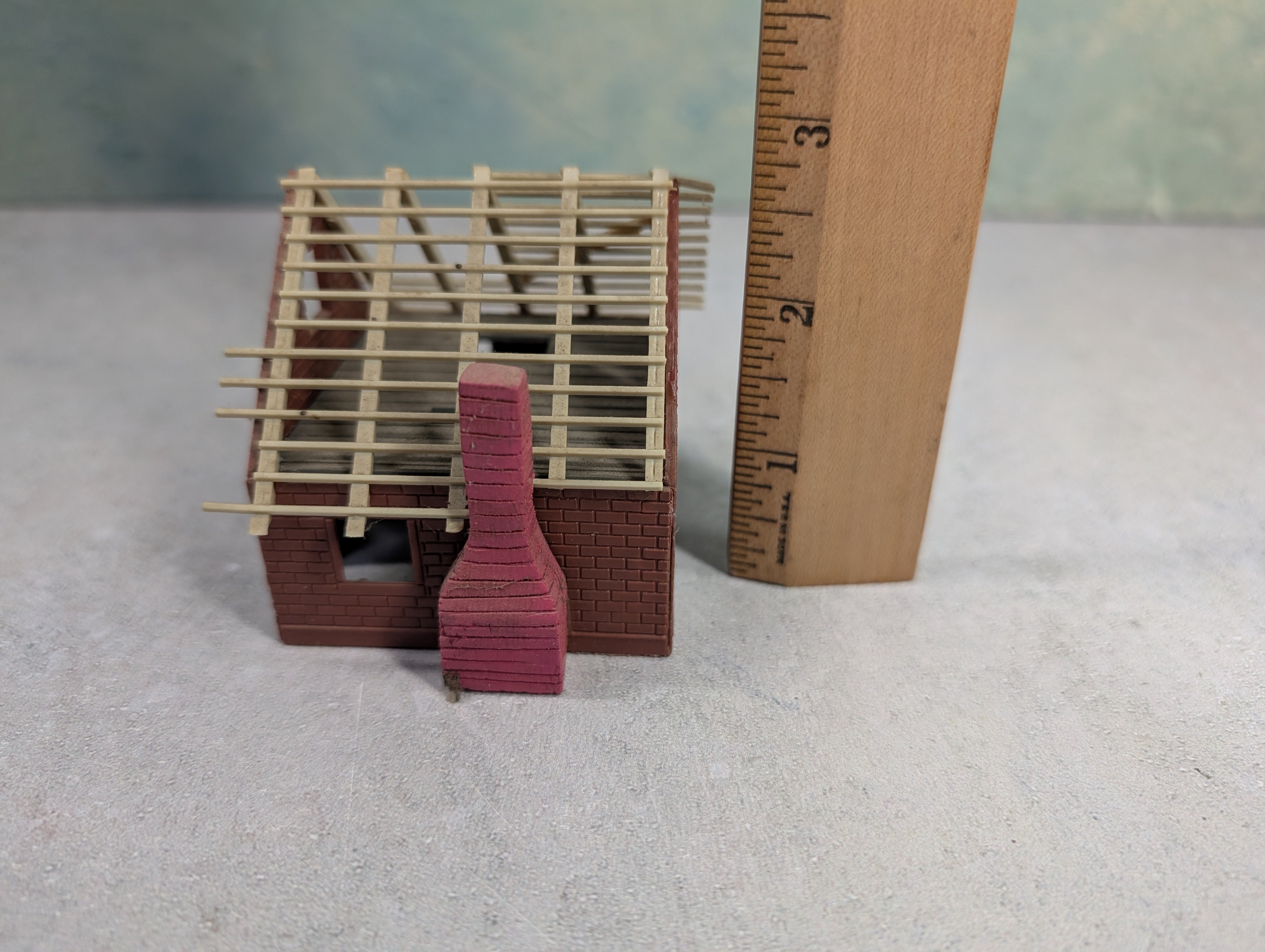 USED HO Scale Brick Home Under Construction w/ Chimney