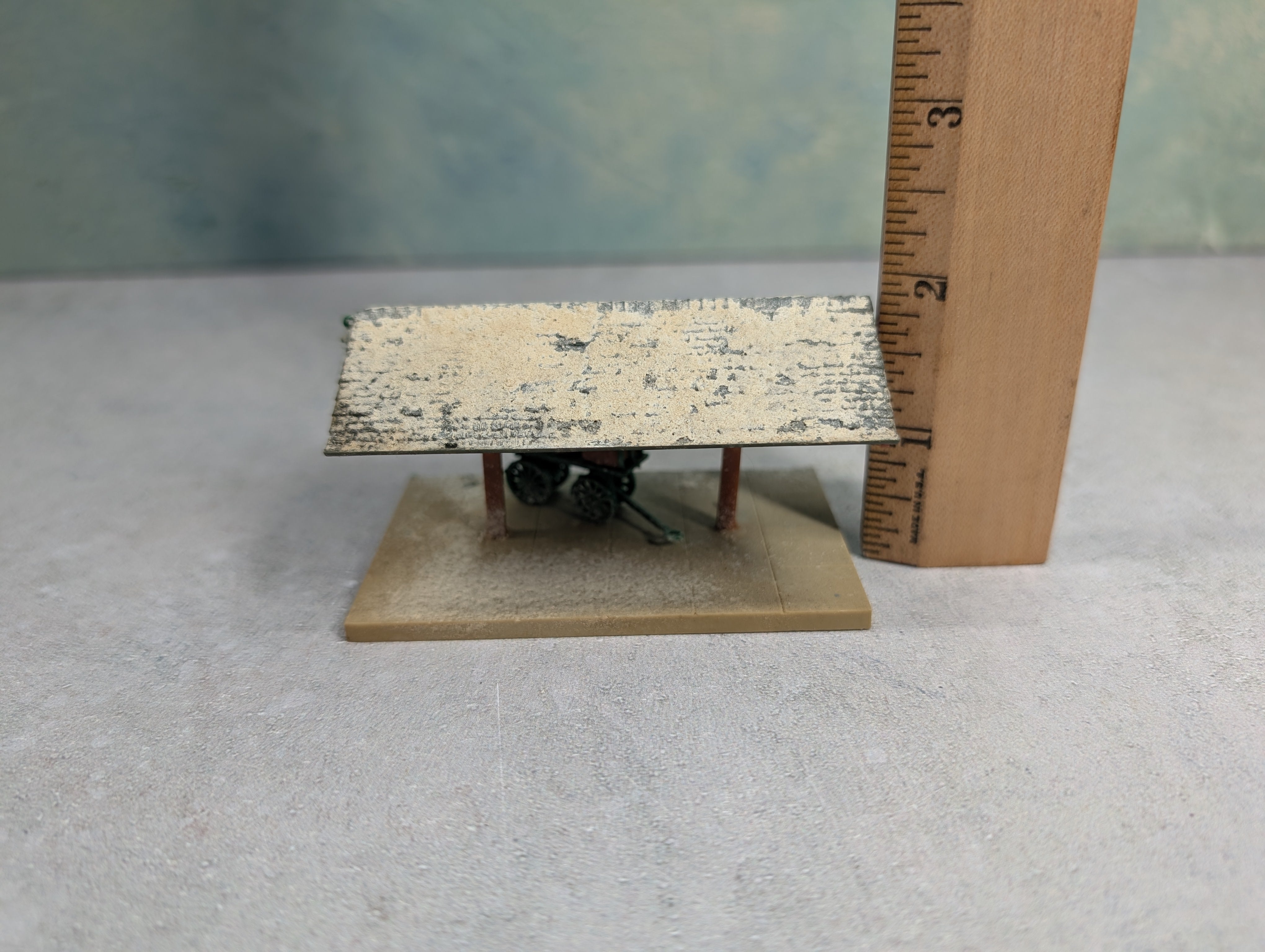 USED HO Scale Small Station Platform Weathered Roof