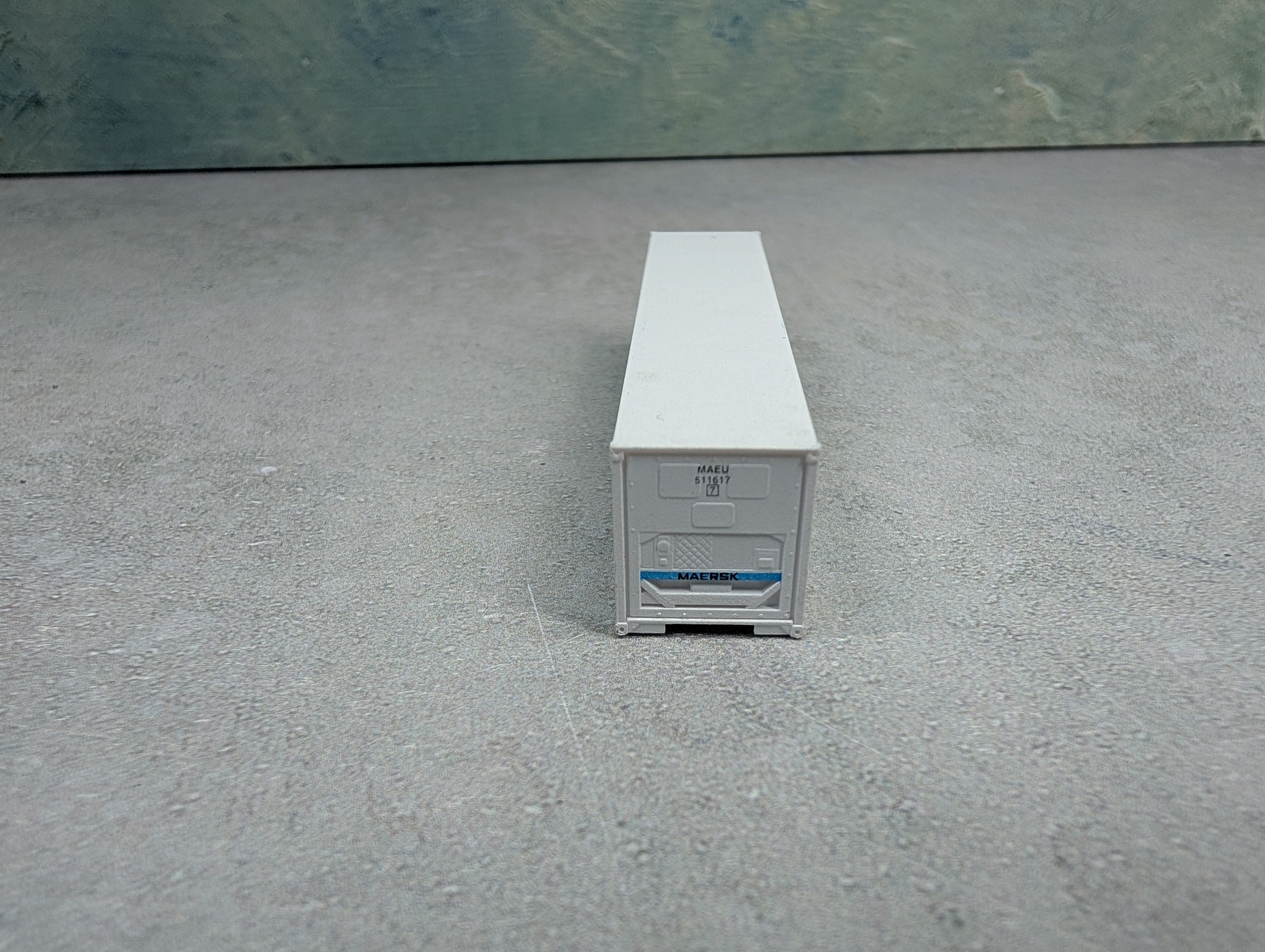 USED Deluxe N Scale 40' Refrigerated Container Maersk MAEU #511617