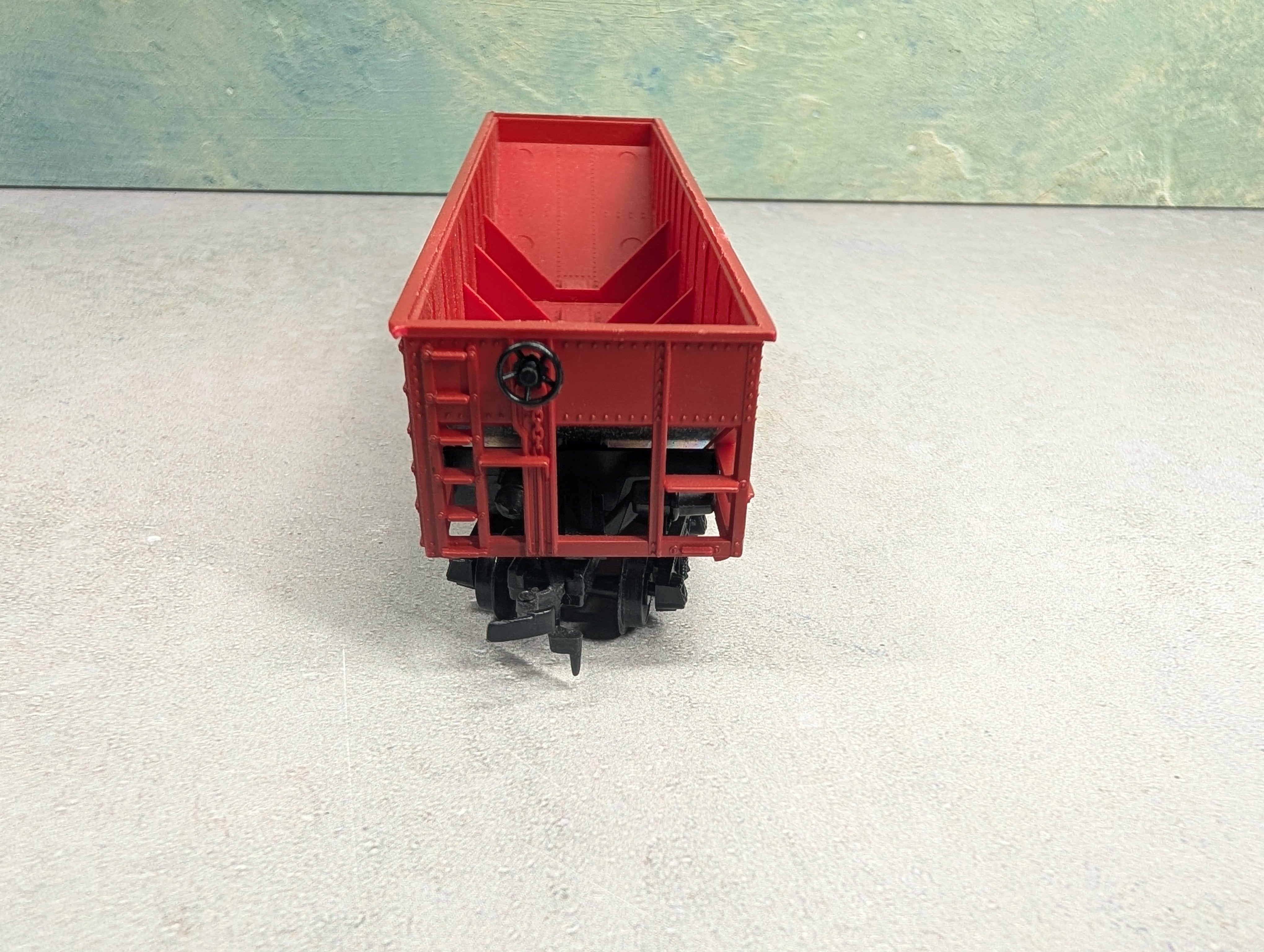USED Tyco HO Scale Open Hopper Chicago, Burlington and Quincy CB&Q #300747