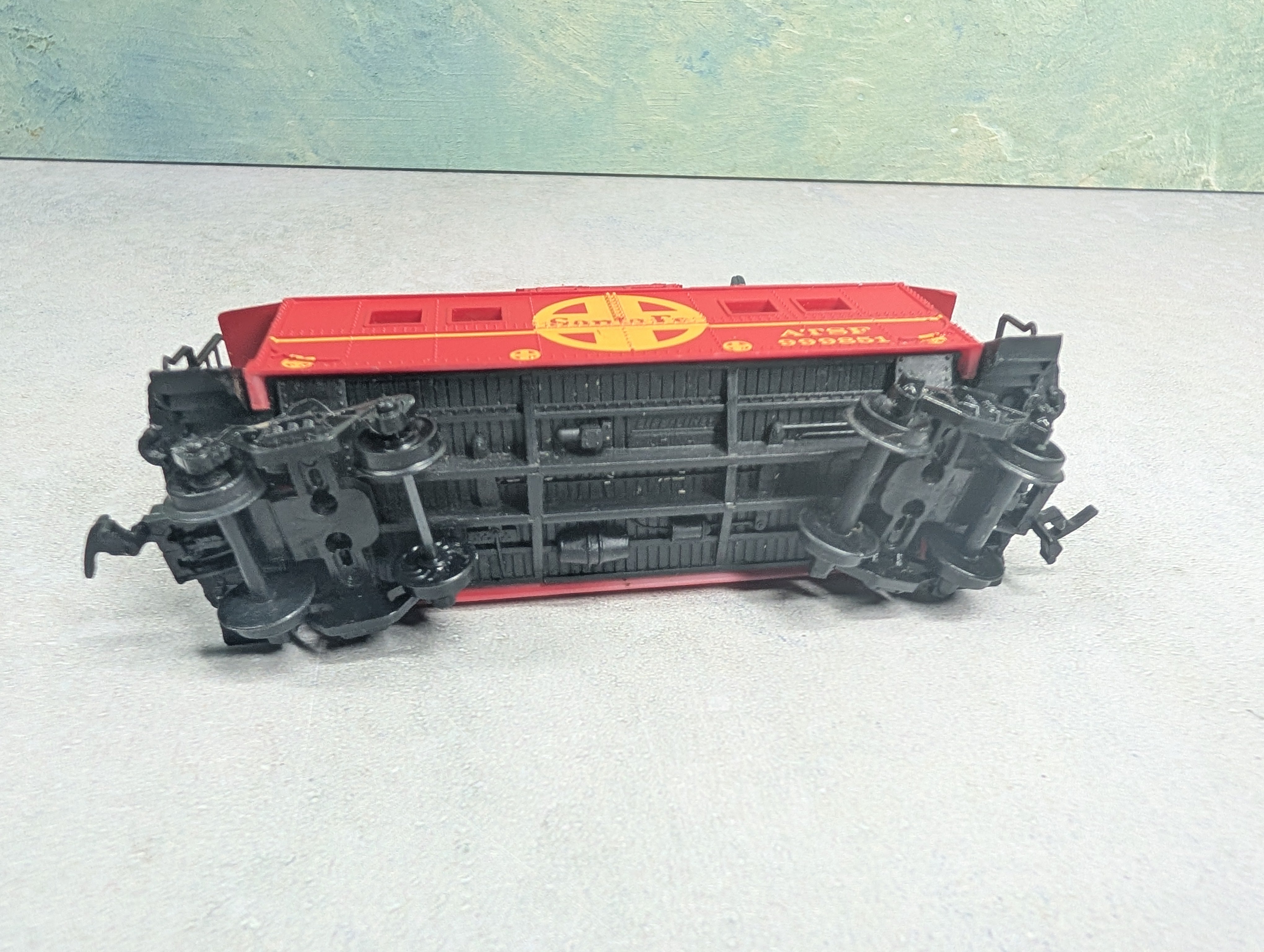 USED Life-Like HO Scale Caboose Santa Fe ATSF #999851