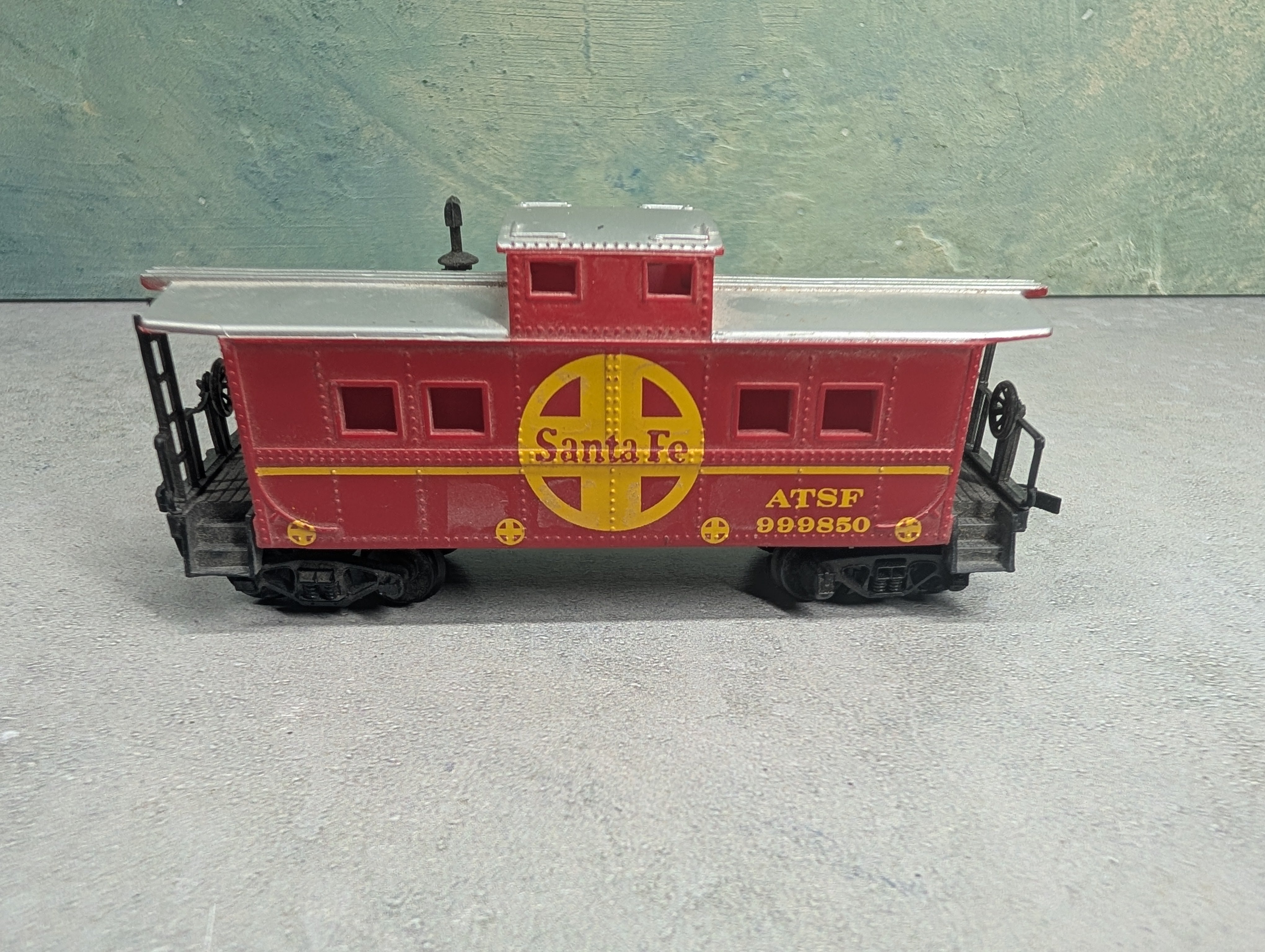 USED Life-Like HO Scale Caboose Santa Fe ATSF #999850