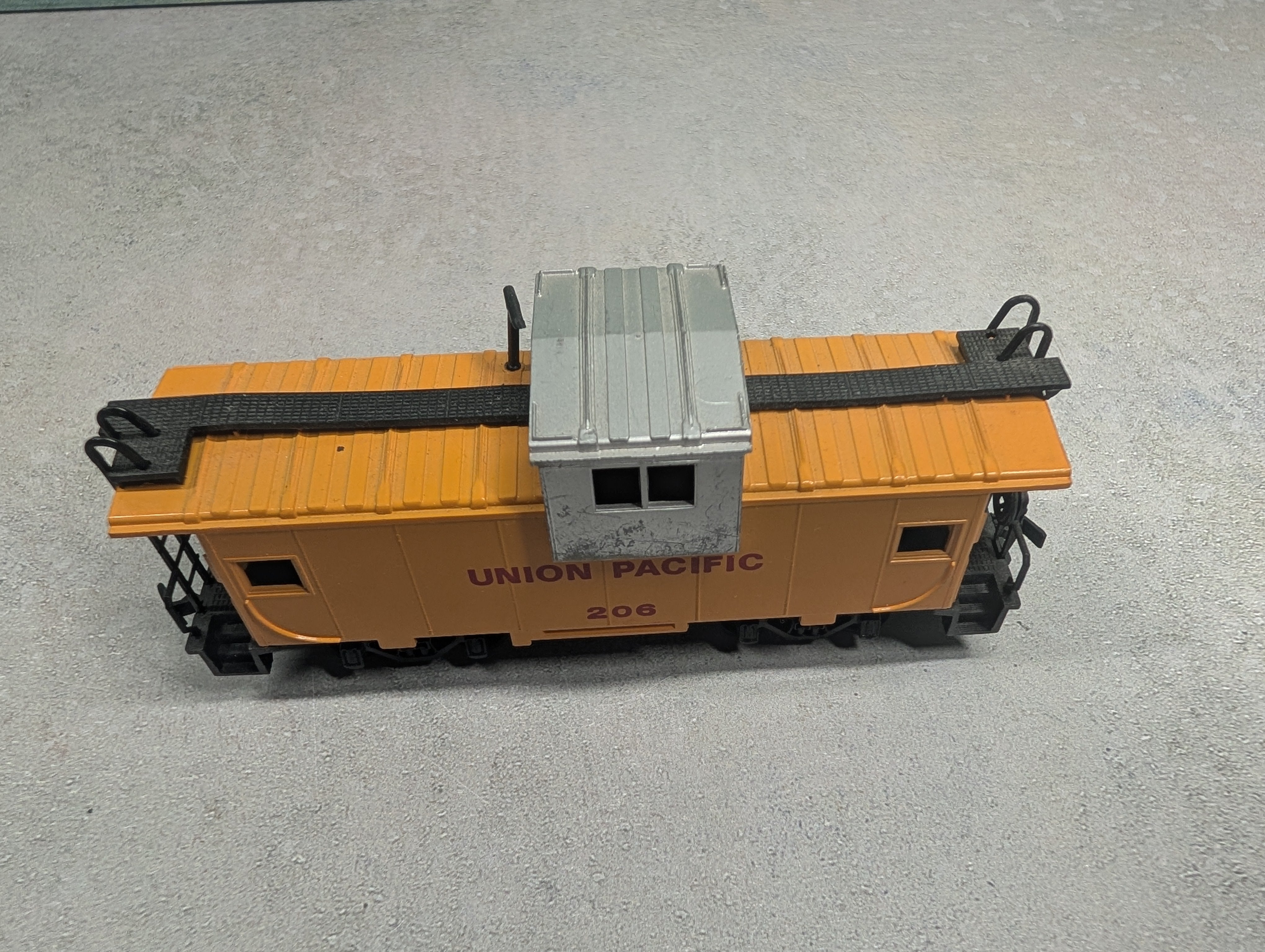 USED Bachmann HO Scale Caboose Union Pacific #206
