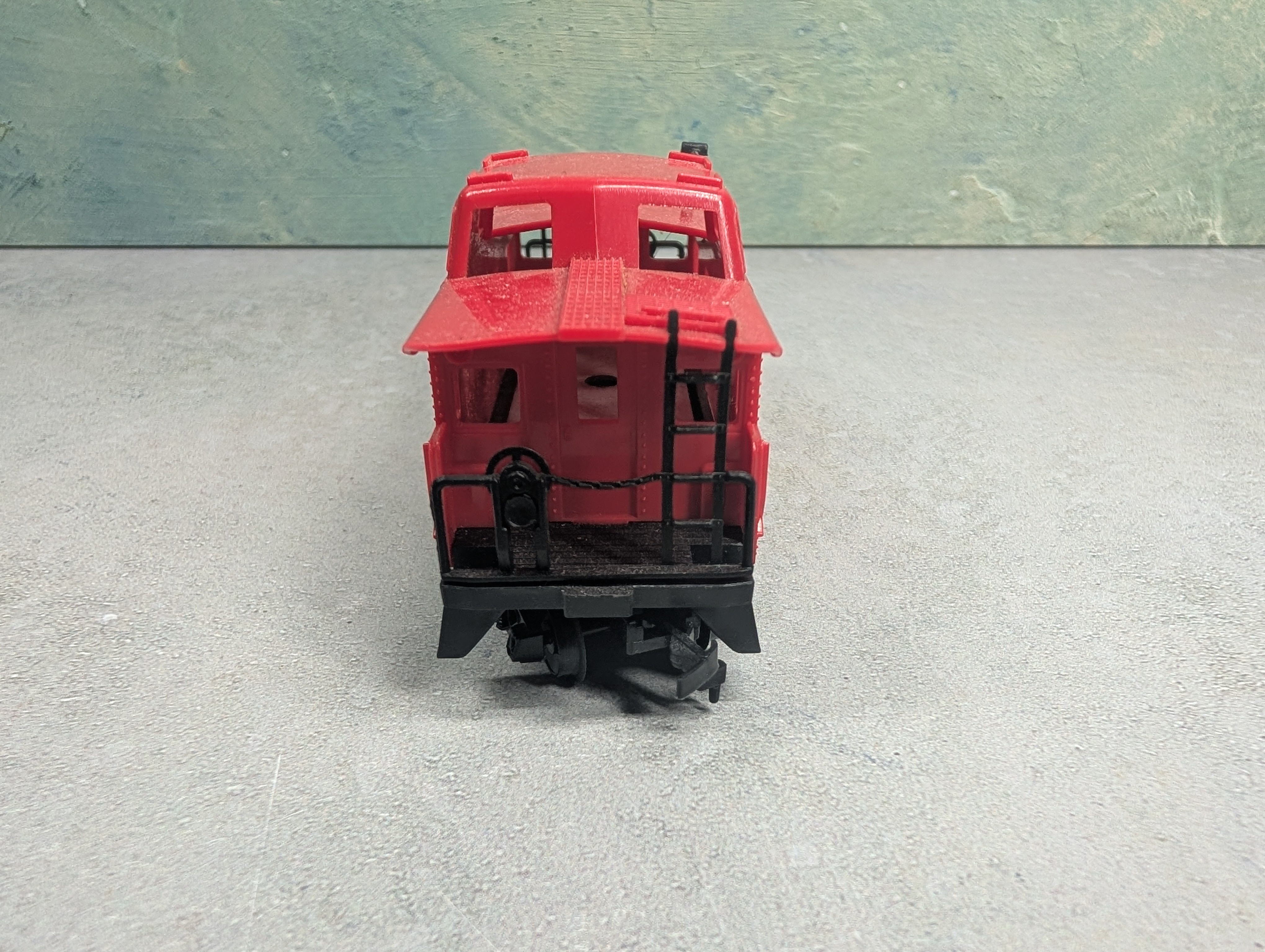 USED Tyco HO Scale Caboose #689