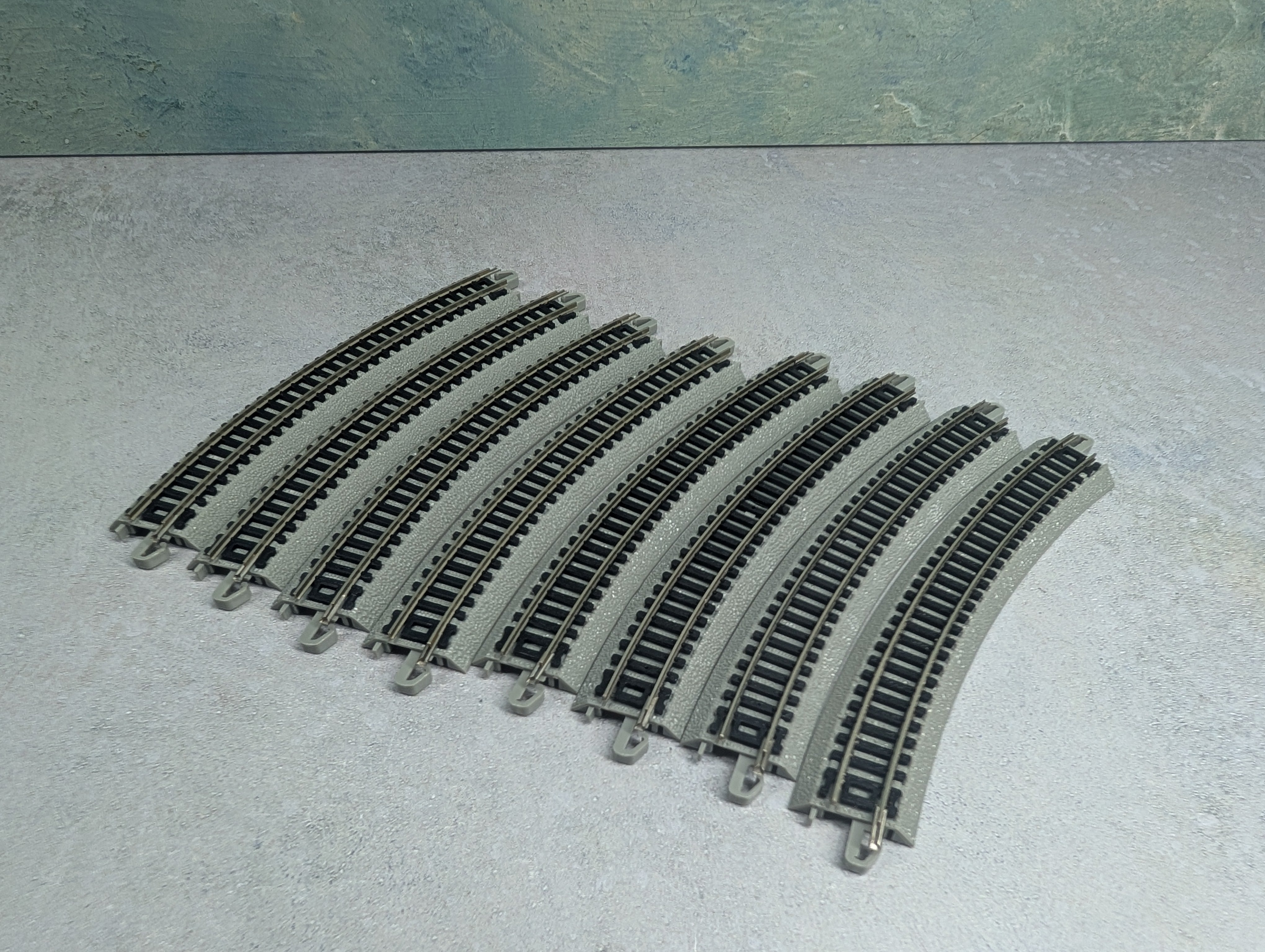 USED Bachmann N Scale Lot of 11 1/4" Radius Curve Track (8 pcs)