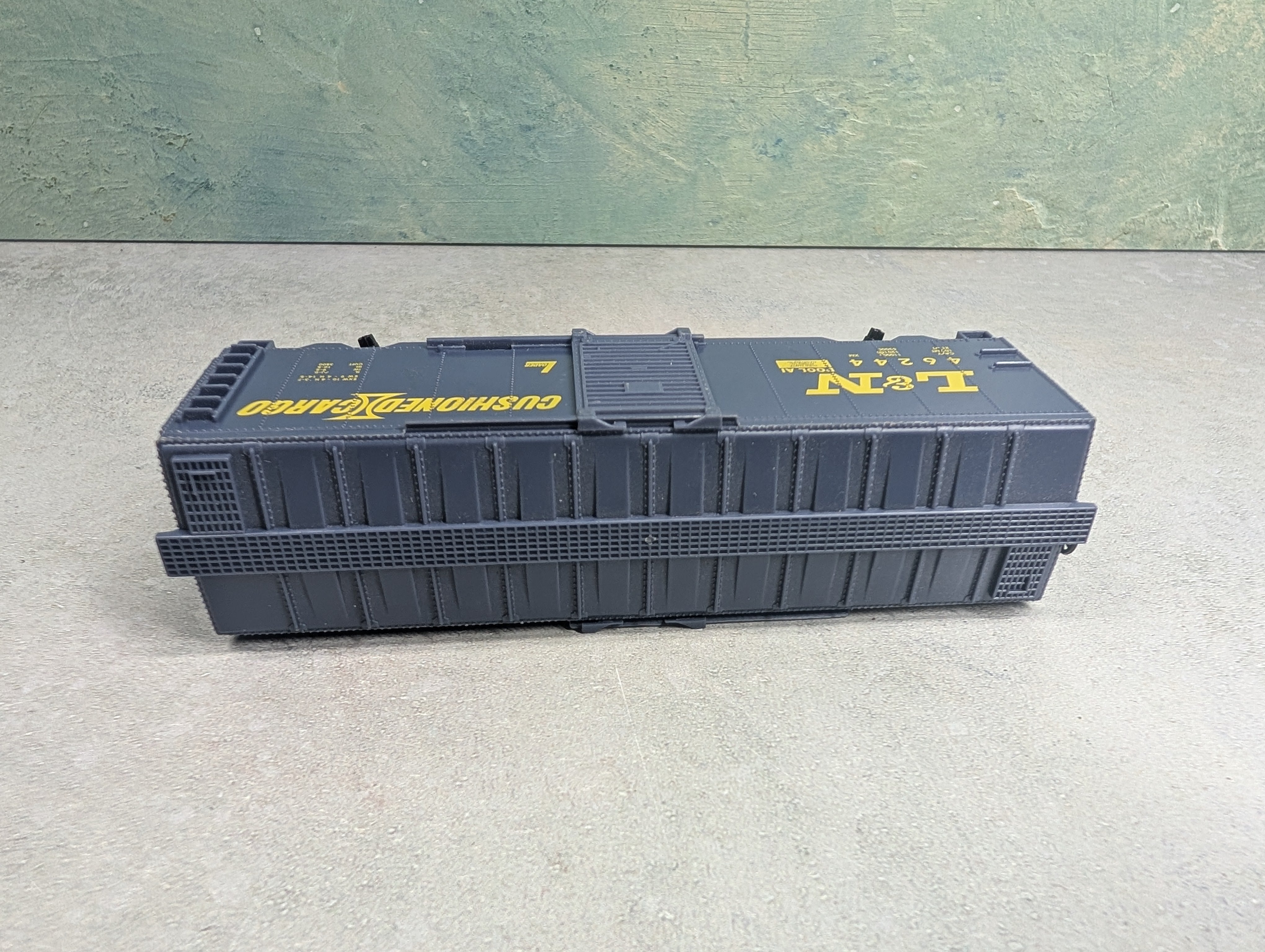 USED Life-Like HO Scale 40' Box Car Louisville & Nashville L&N #46244