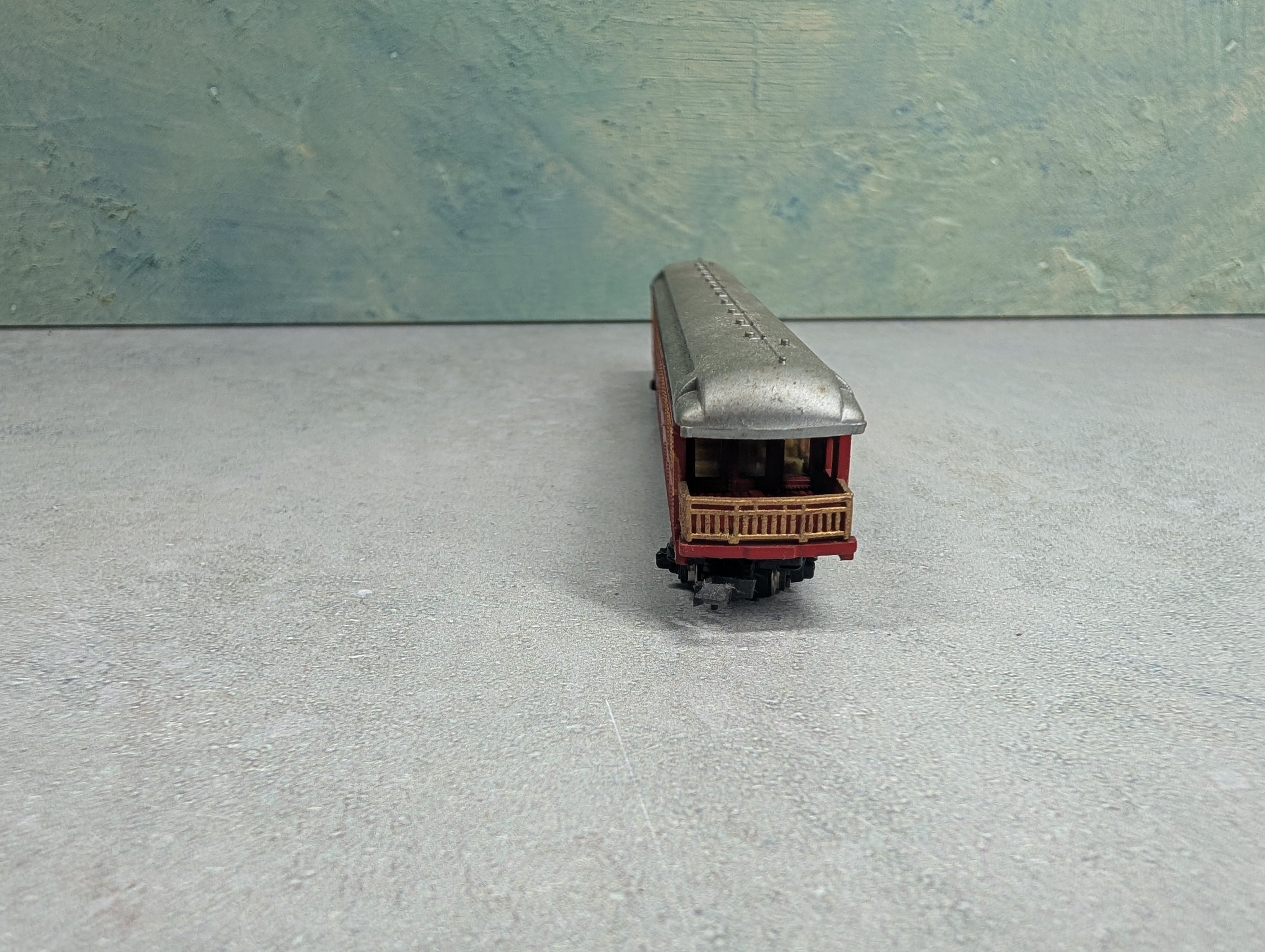 USED Model Power N Scale OBS Passenger Car World's Largest Shows Circus Passenger Car