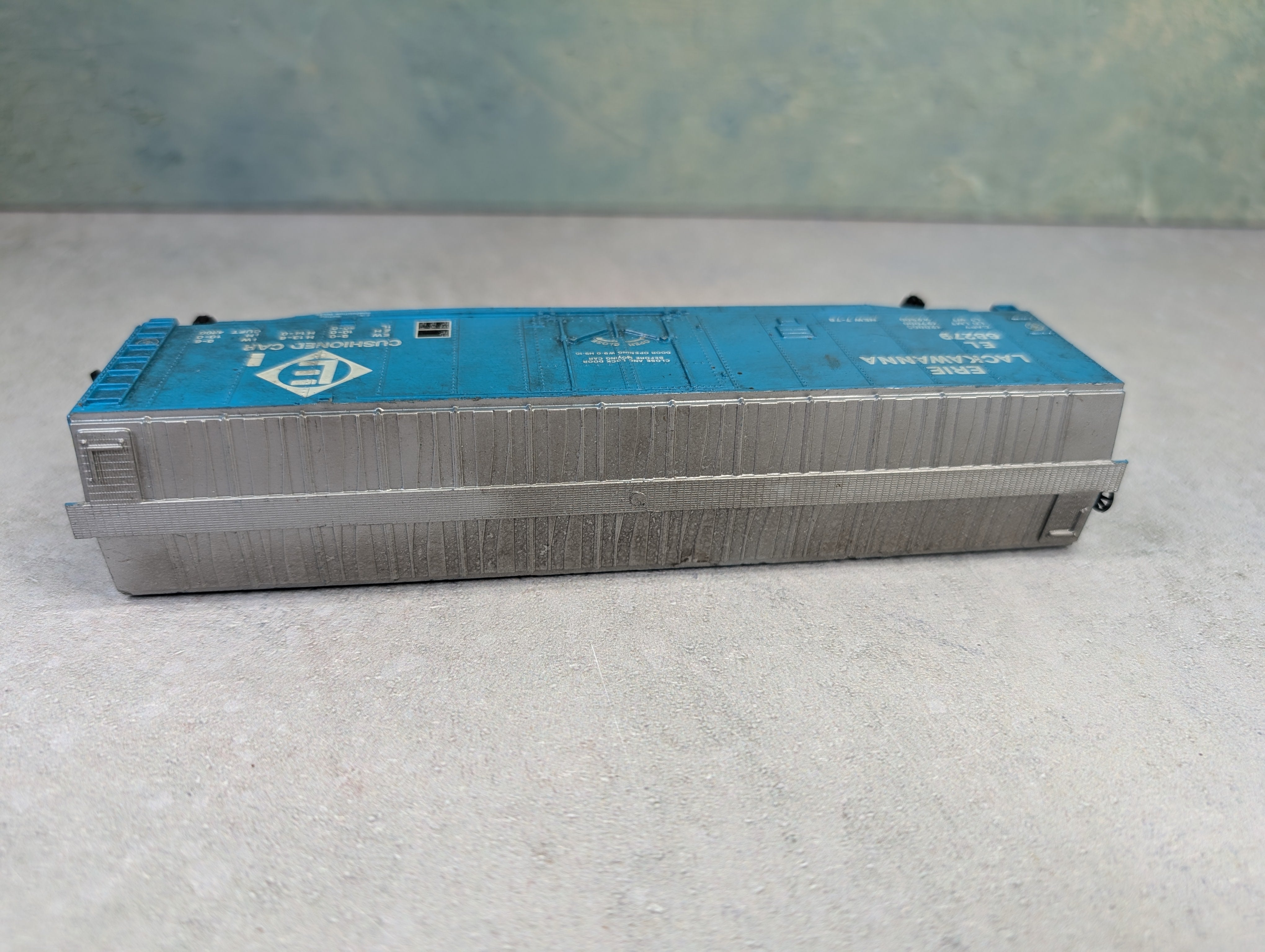 USED Bachmann HO Scale 50' Box Car Erie Lackawanna EL #68279 Weathered