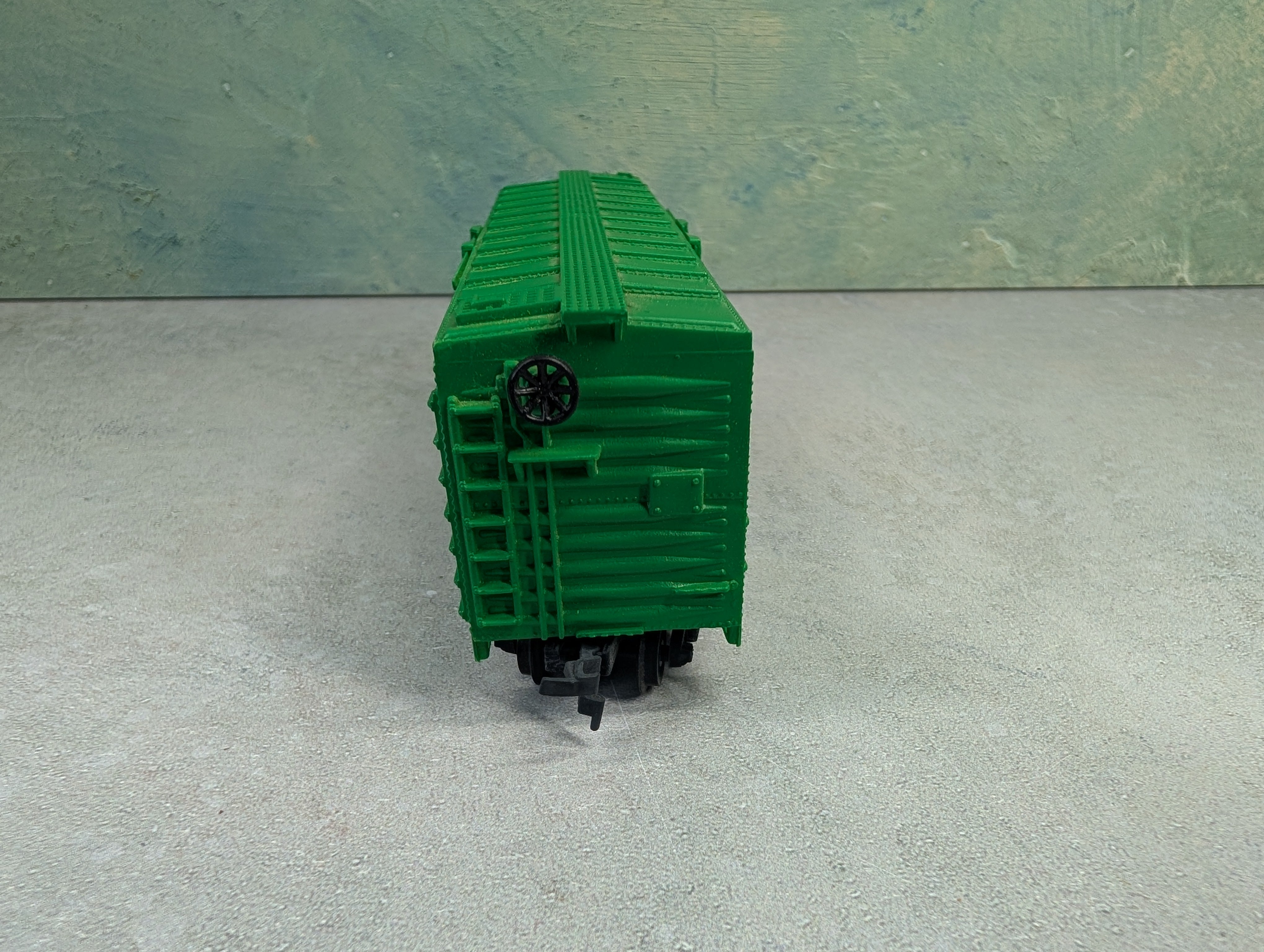 USED Life-Like HO Scale 40' Box Car Linde Union Carbide LAPX #358