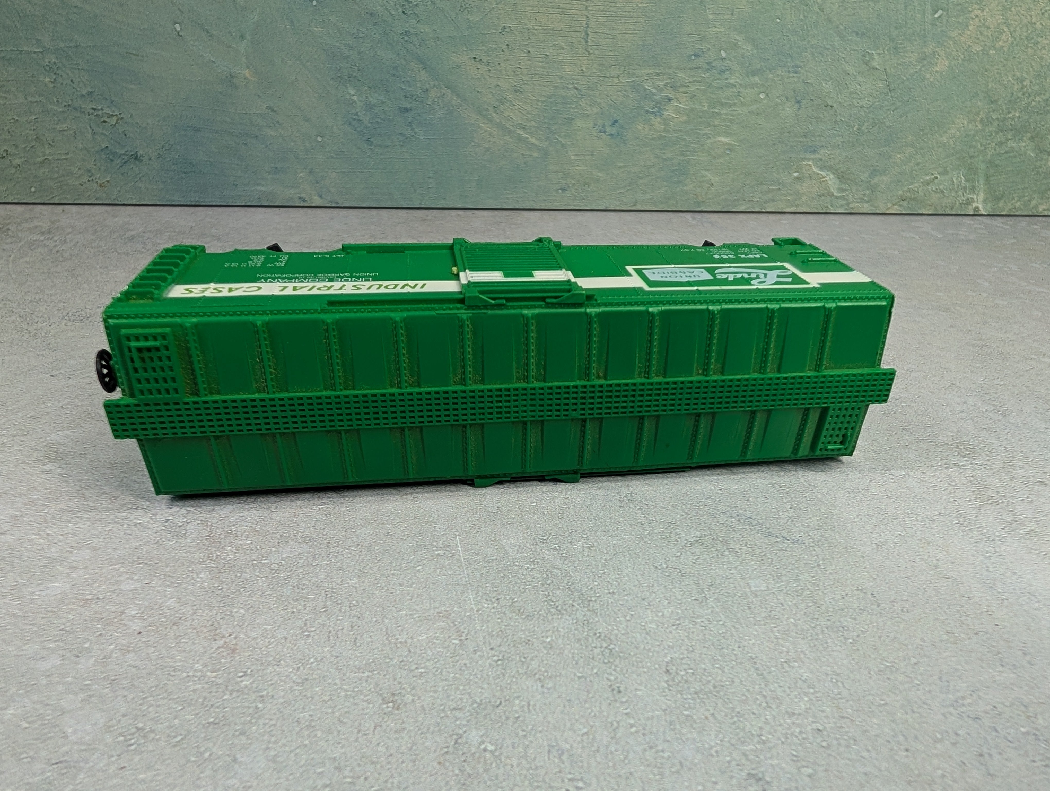 USED Life-Like HO Scale 40' Box Car Linde Union Carbide LAPX #358