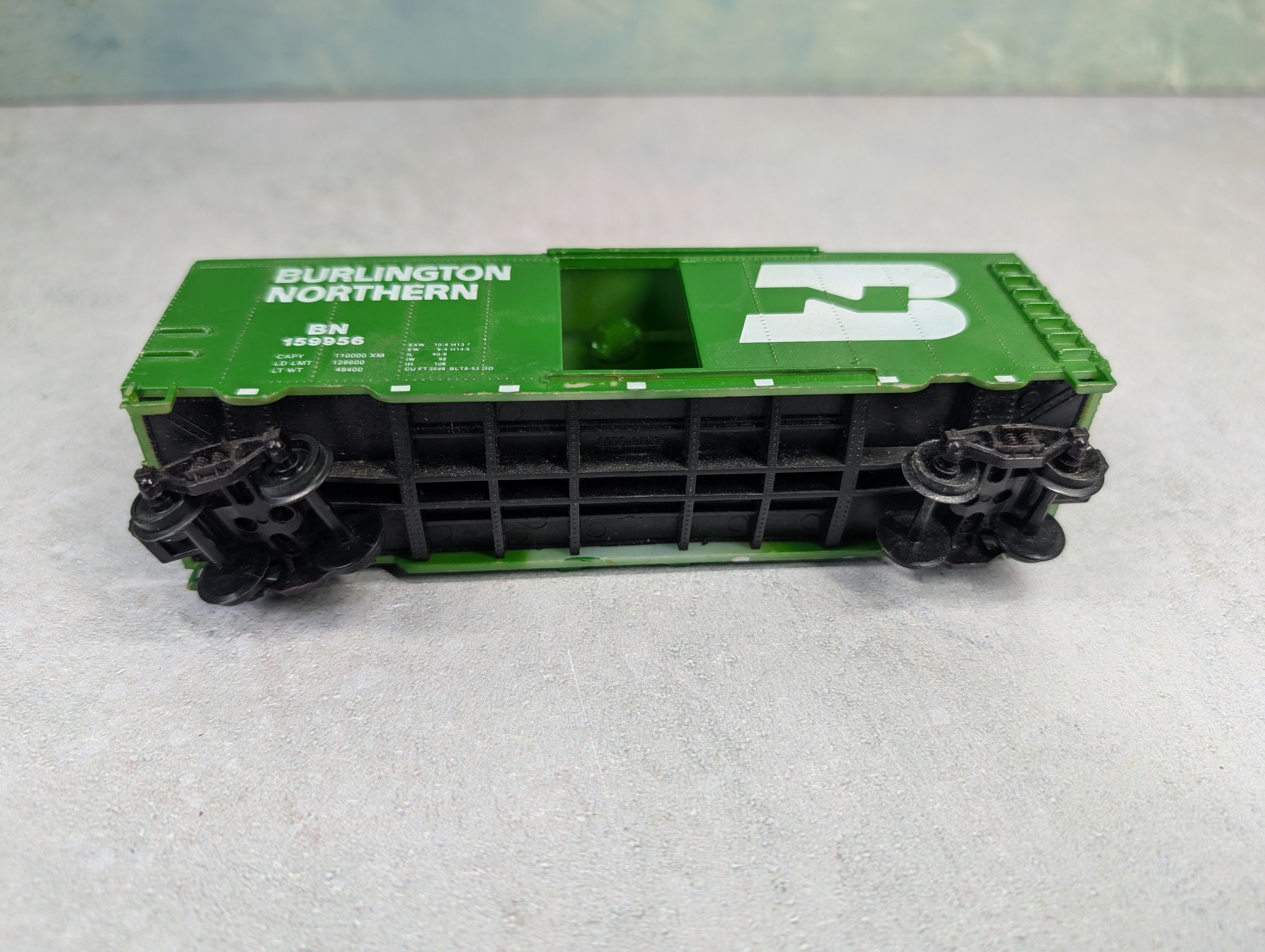 USED Life-Like HO Scale 40' Box Car Burlington Northern BN #159956