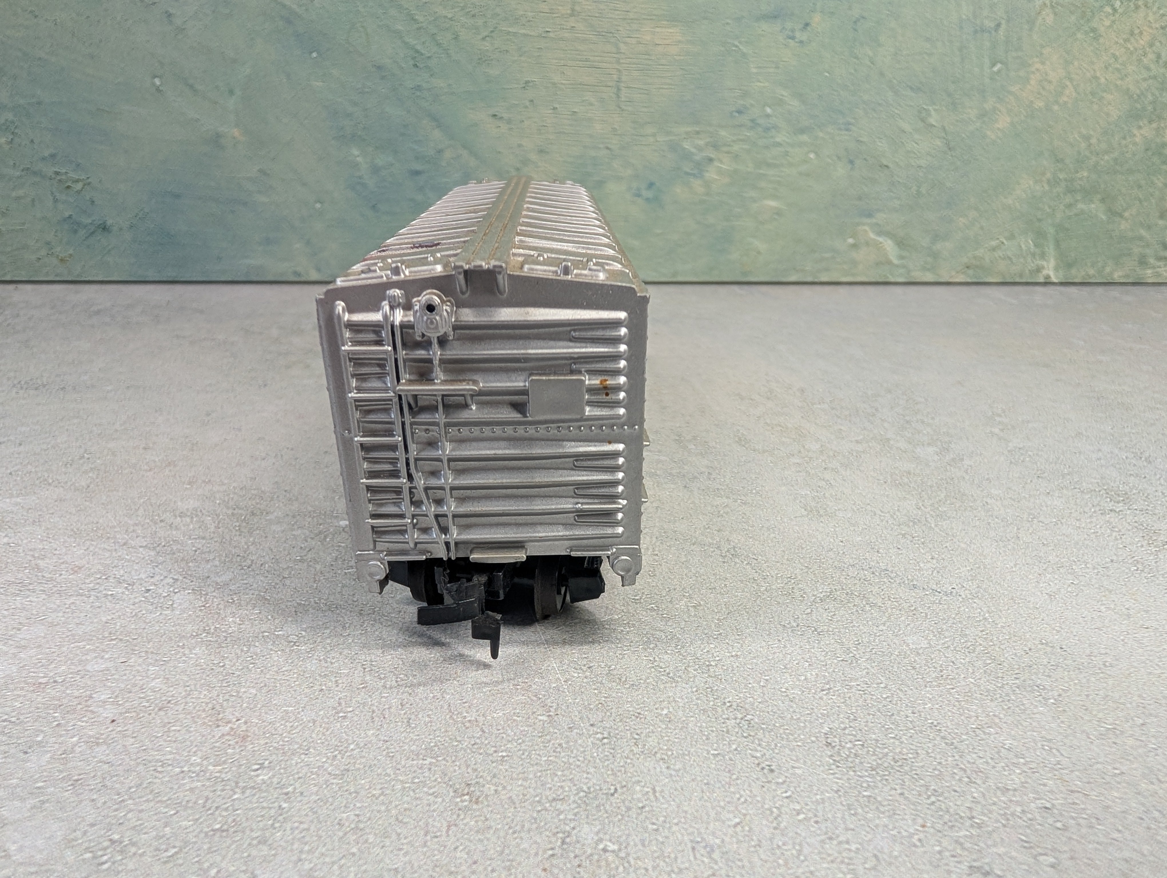 USED Tyco HO Scale 40' Box Car Swift SRLX #4226