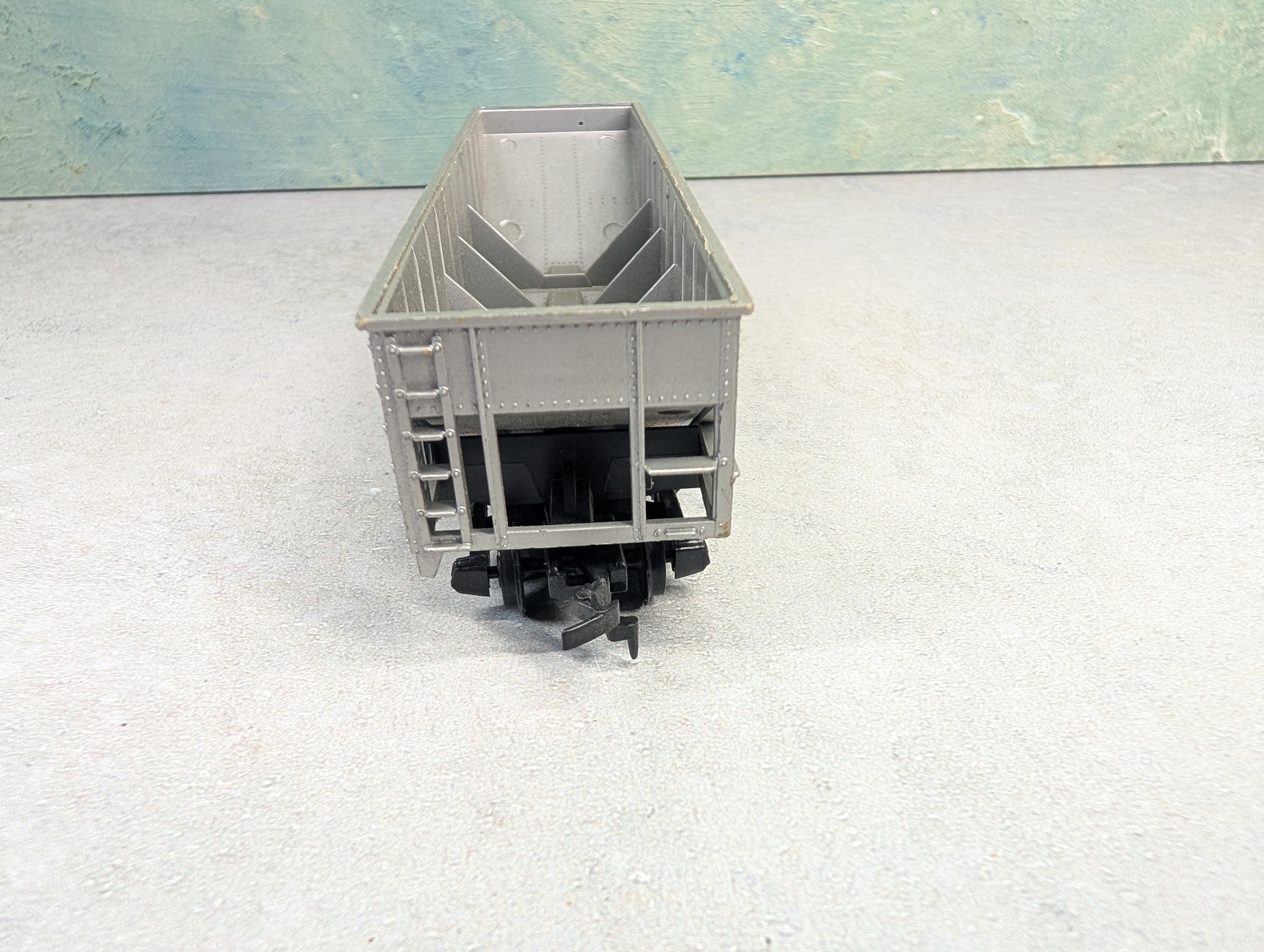 USED Tyco HO Scale Open Hopper Virginian VGN #2610
