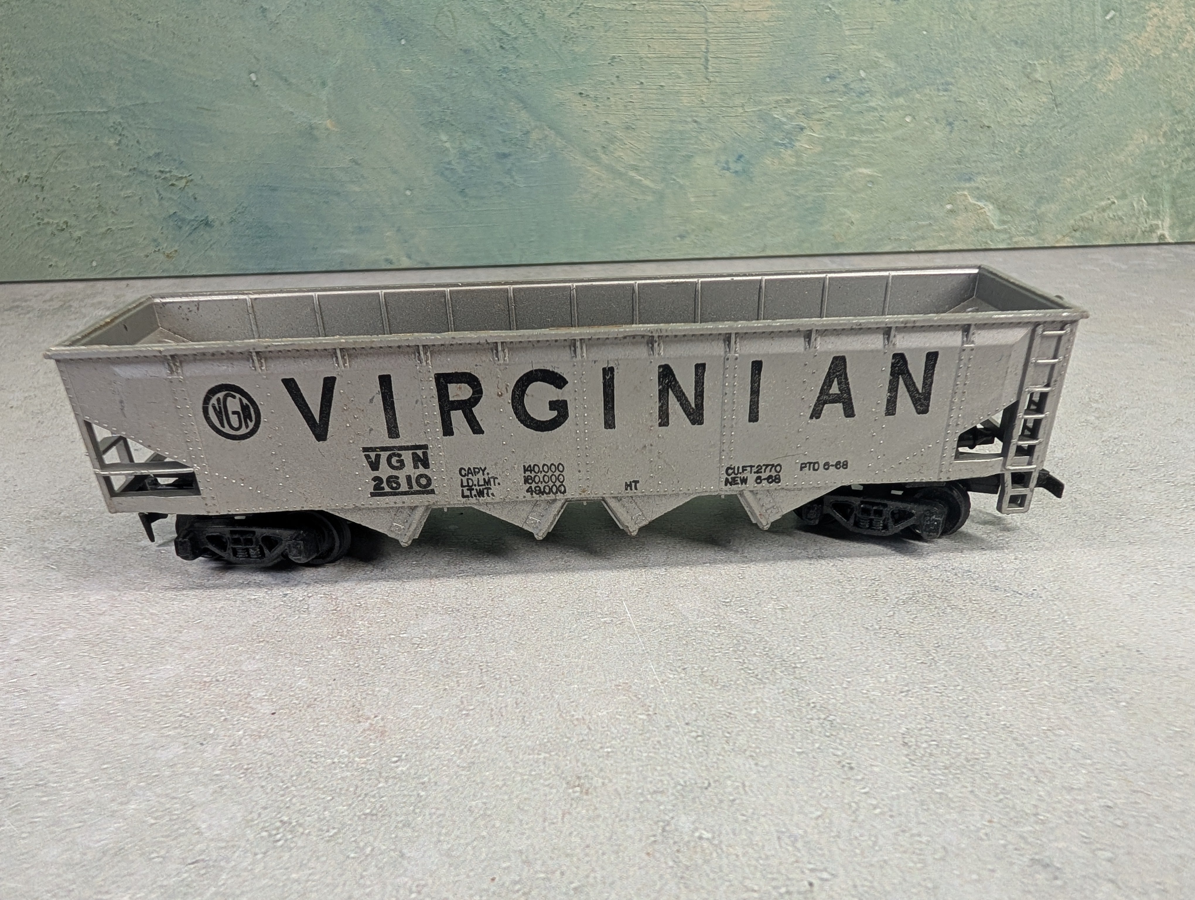 USED Tyco HO Scale Open Hopper Virginian VGN #2610