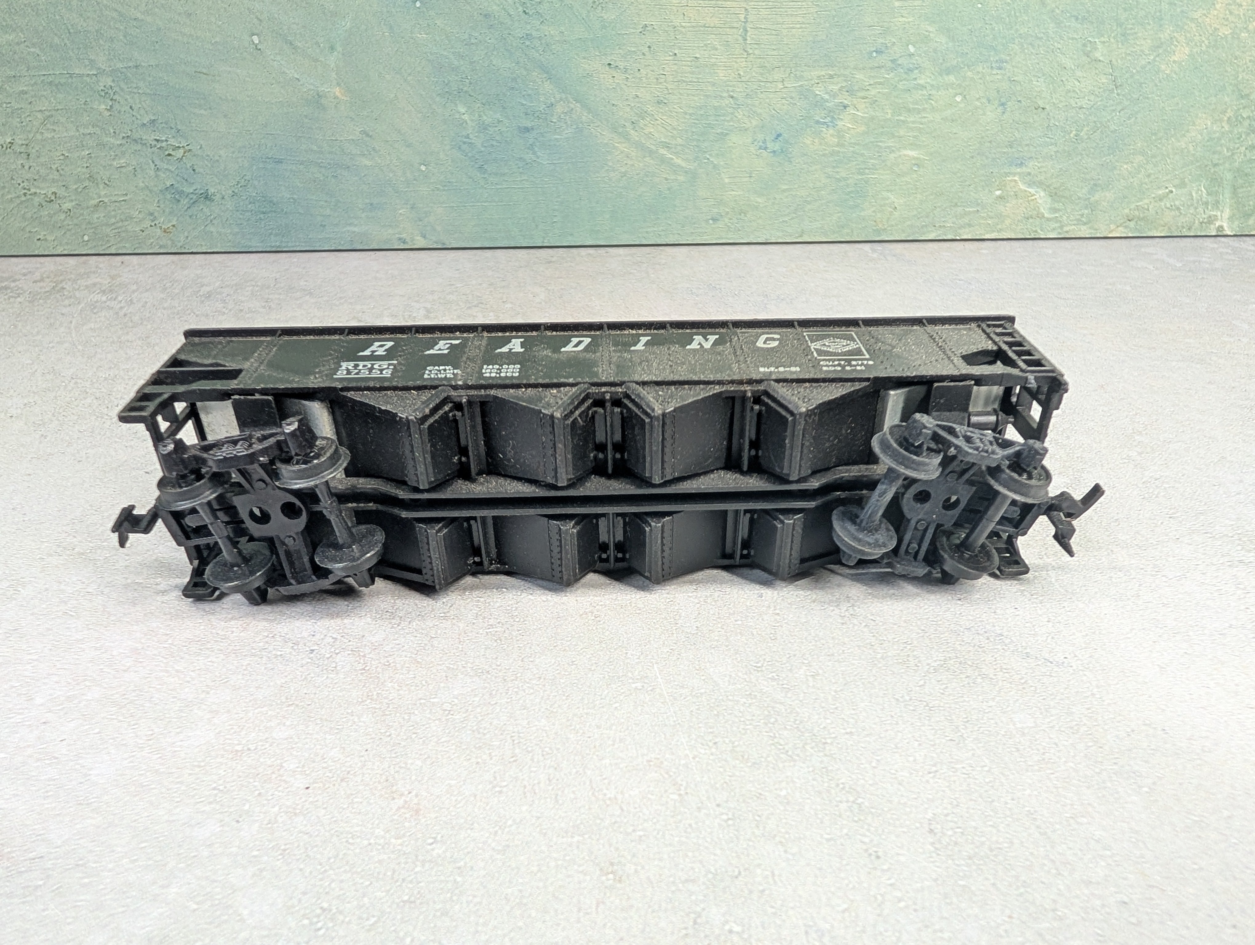 USED Tyco HO Scale Open Hopper Reading RDG #87556