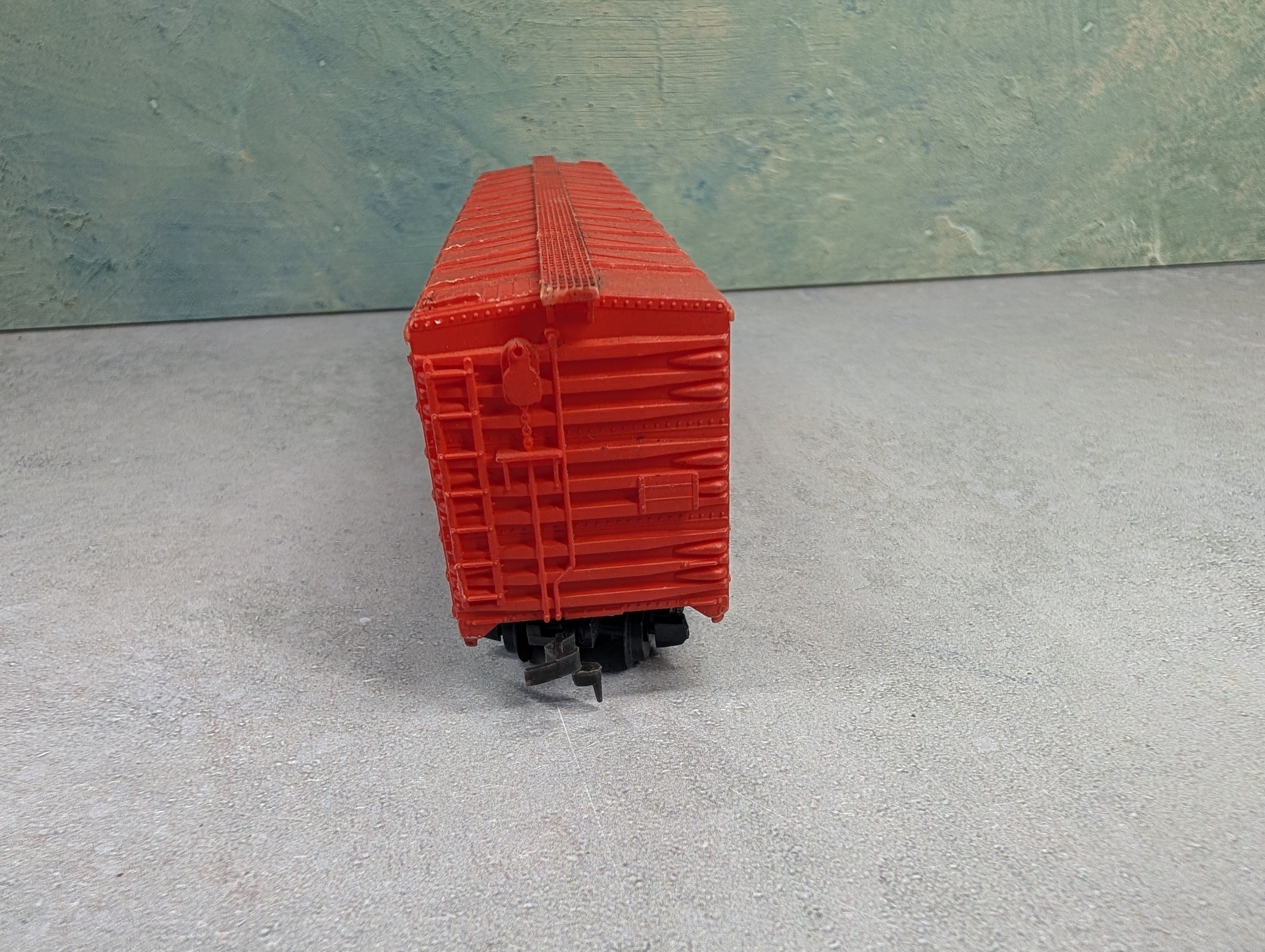 USED Tyco HO Scale 50' Box Car New Haven NH #35688