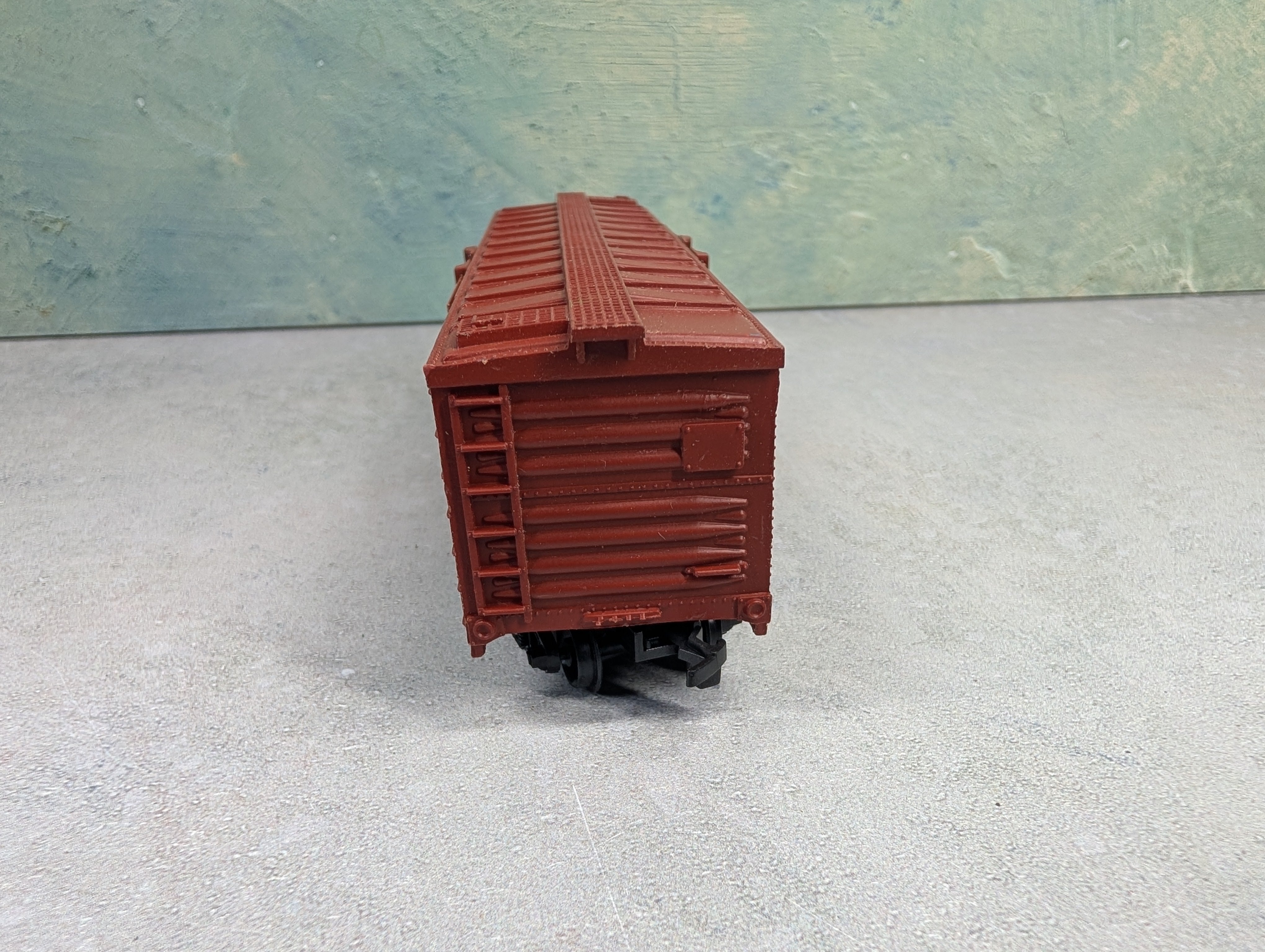 USED Life-Like HO Scale 40' Wooden Box Car CB&Q #26216