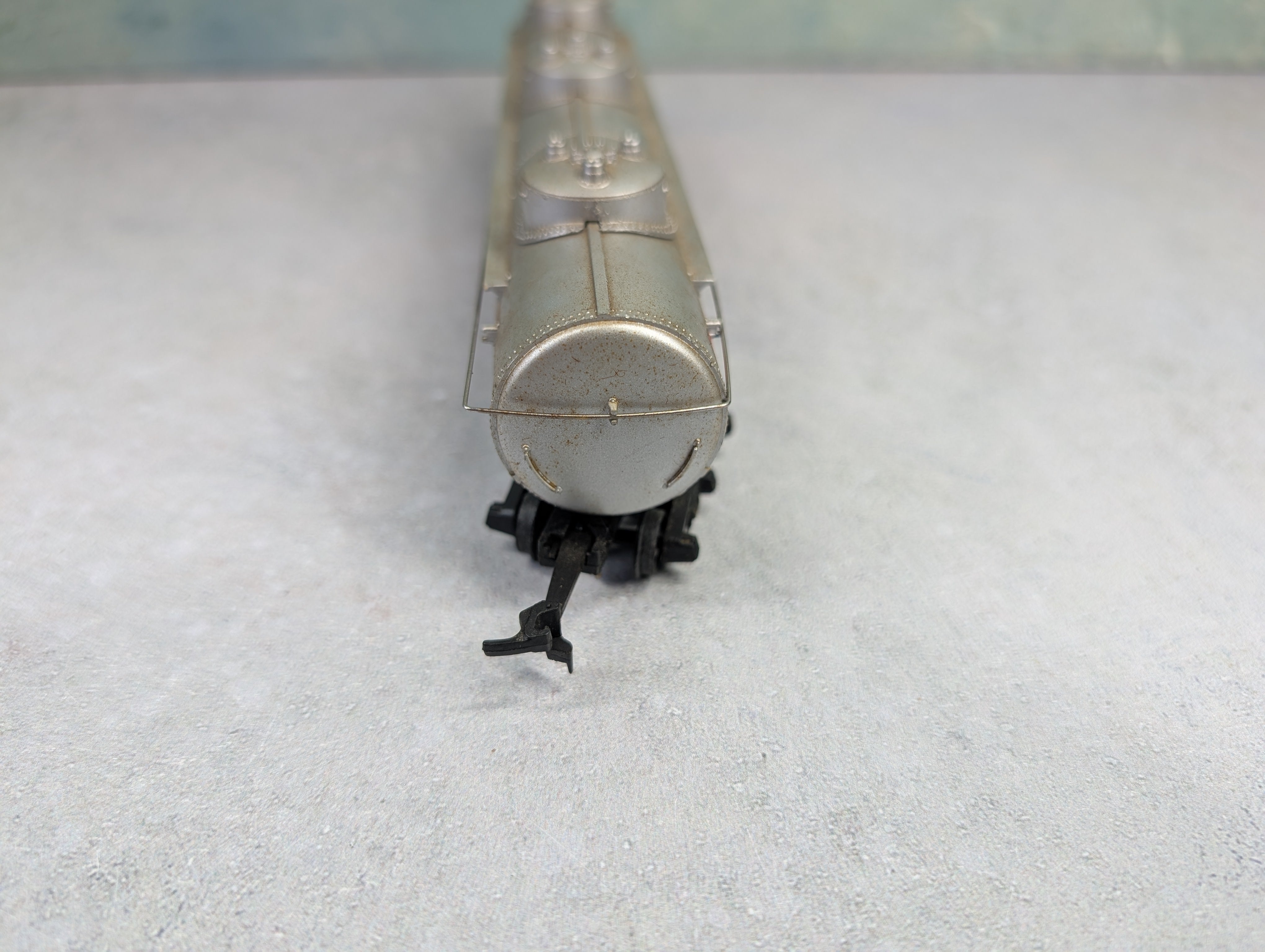 USED Tyco HO Scale Triple Dome Tank Car Gulf OSKX #829