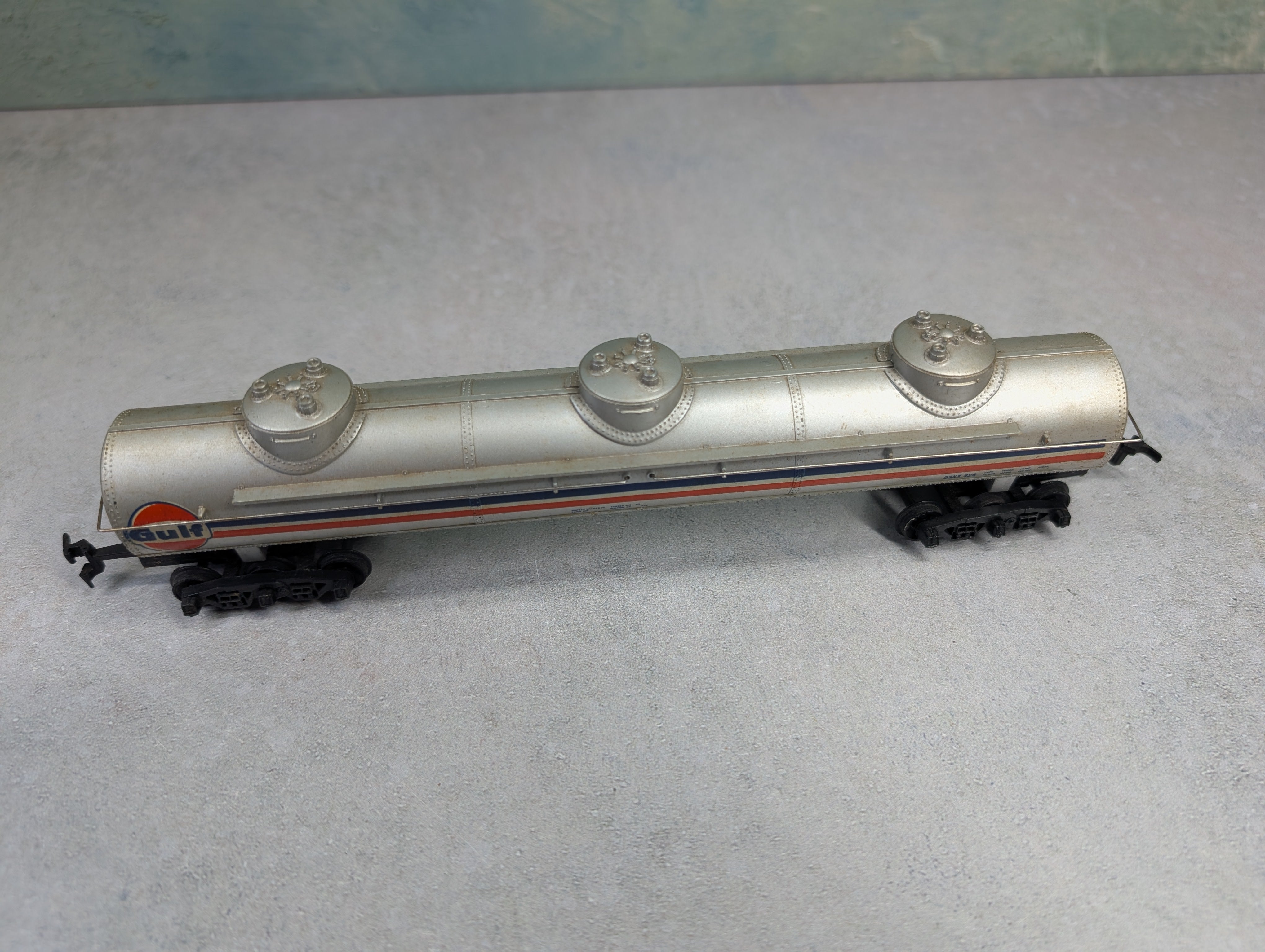 USED Tyco HO Scale Triple Dome Tank Car Gulf OSKX #829
