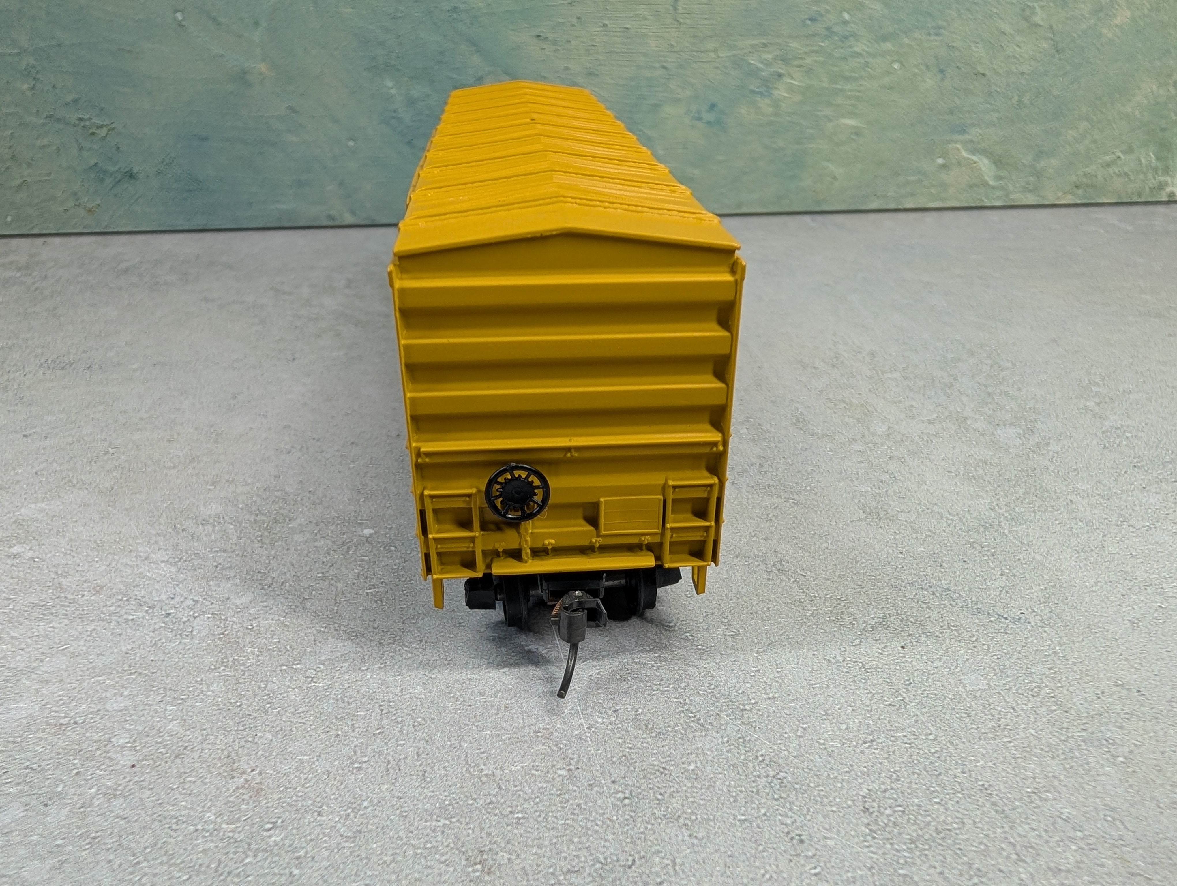 USED Athearn HO Scale 50' Box Car Delaware and Hudson DH #24391 Bev-Bel