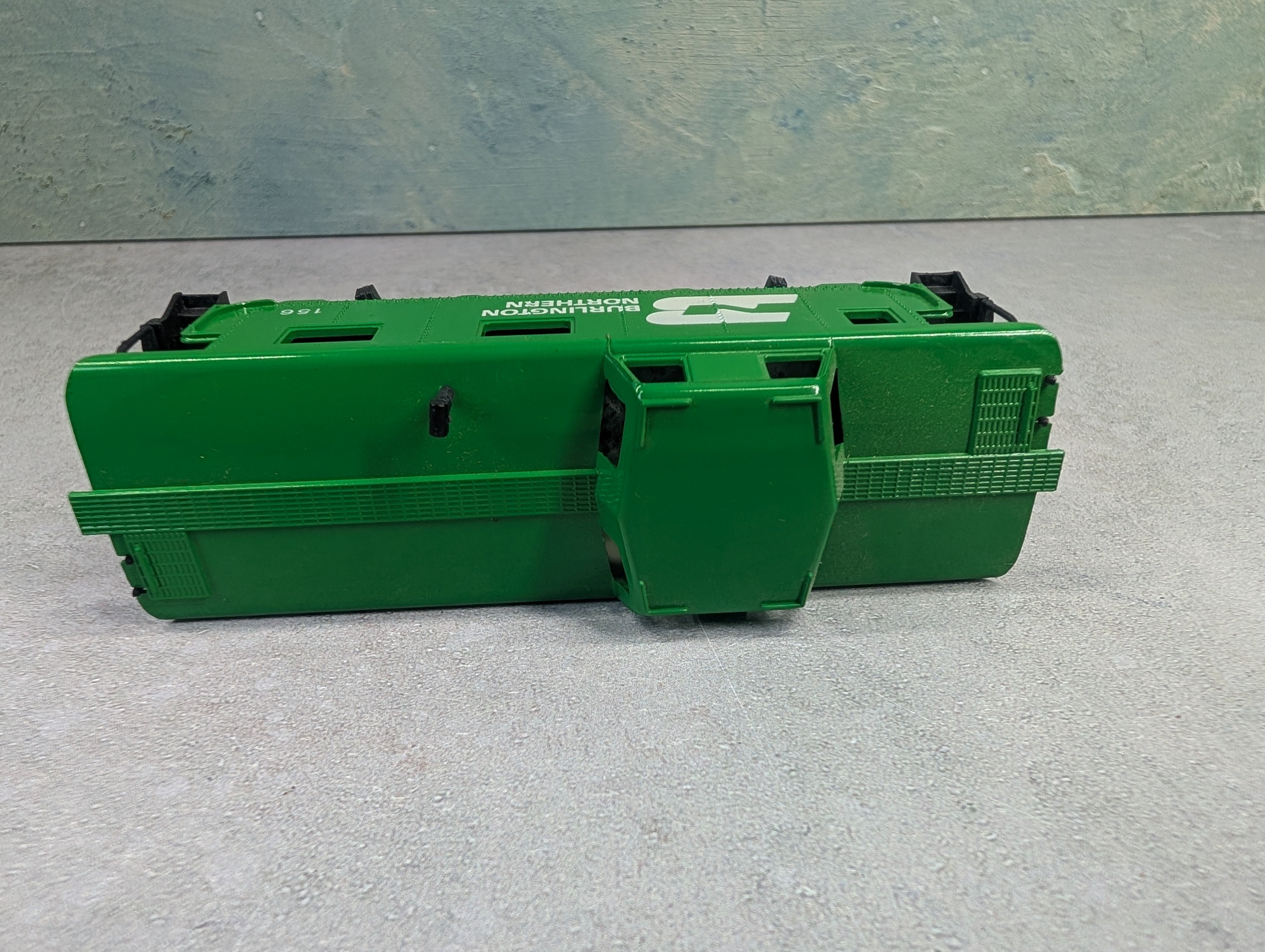 USED Tyco HO Scale Caboose Burlington Northern #156