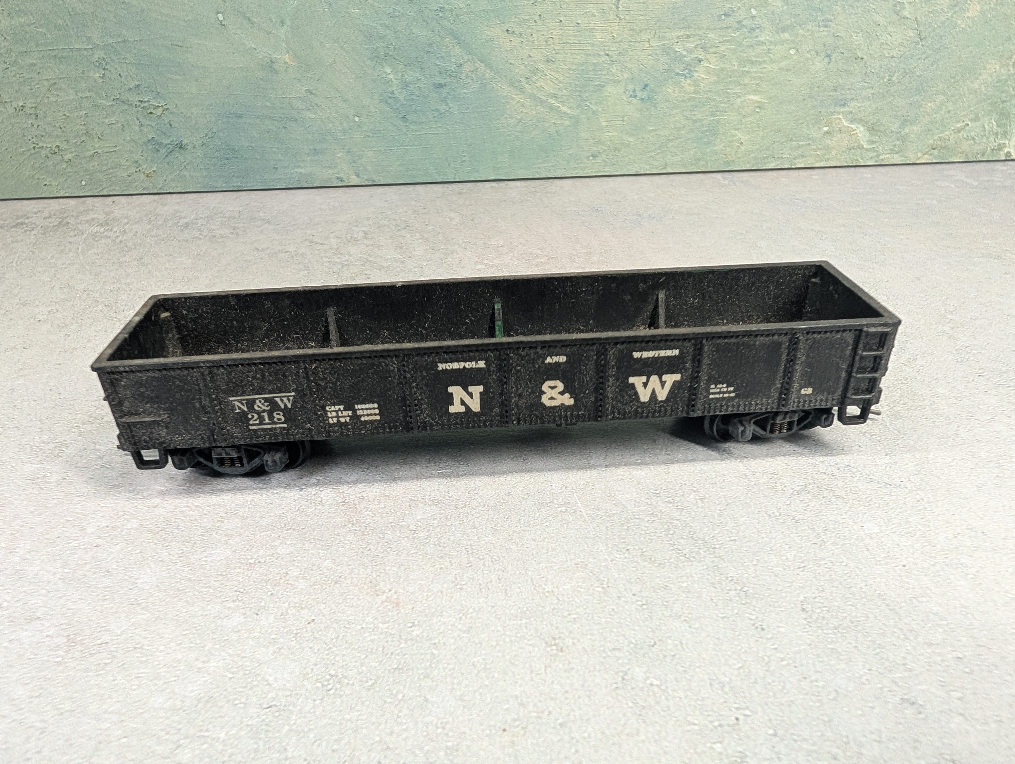 USED Crown HO Scale 40' Gondola Norfolk & Western N&W #218 Custom