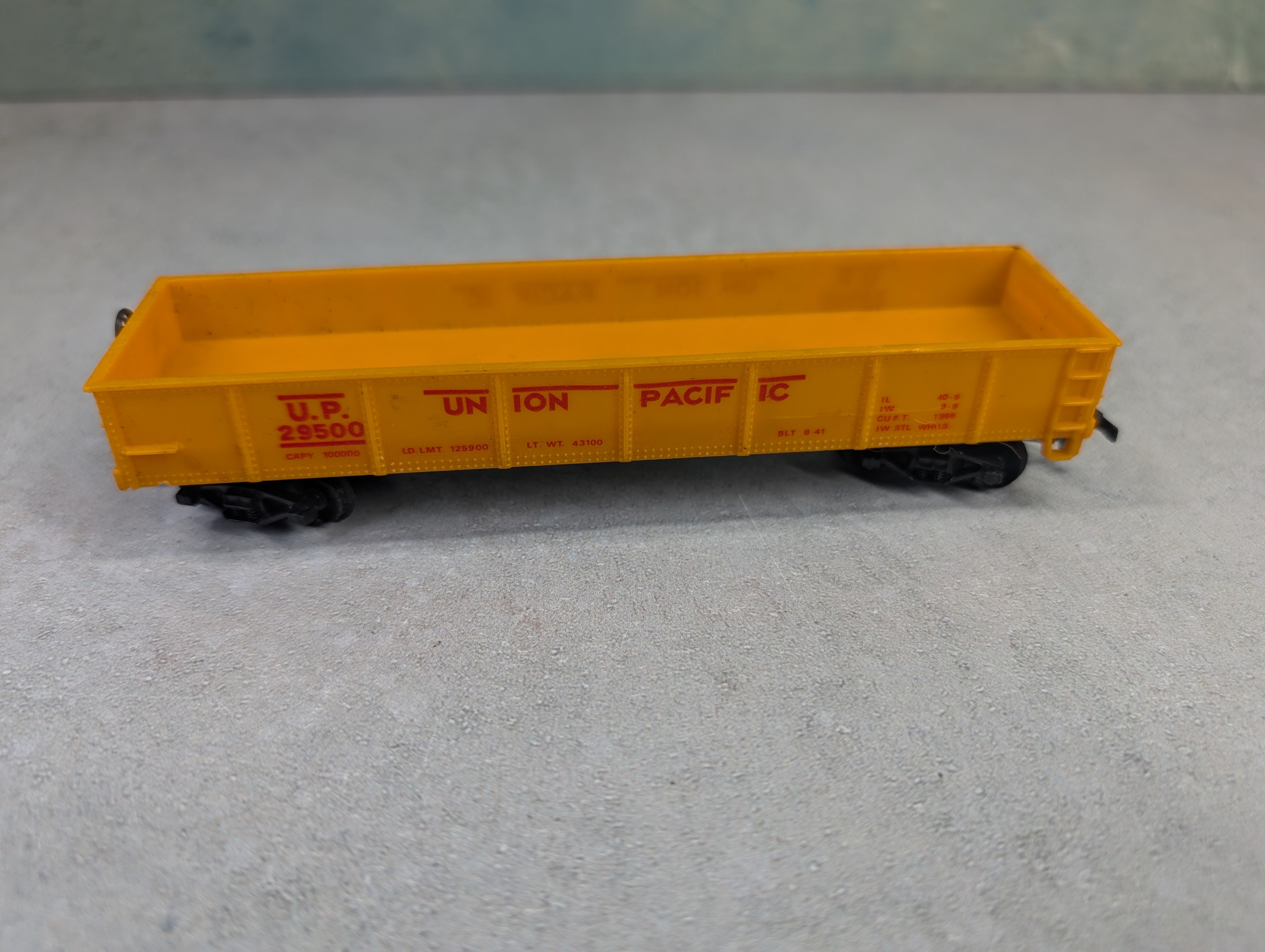 USED Life-Like HO Scale 40' Gondola Union Pacific UP #29500