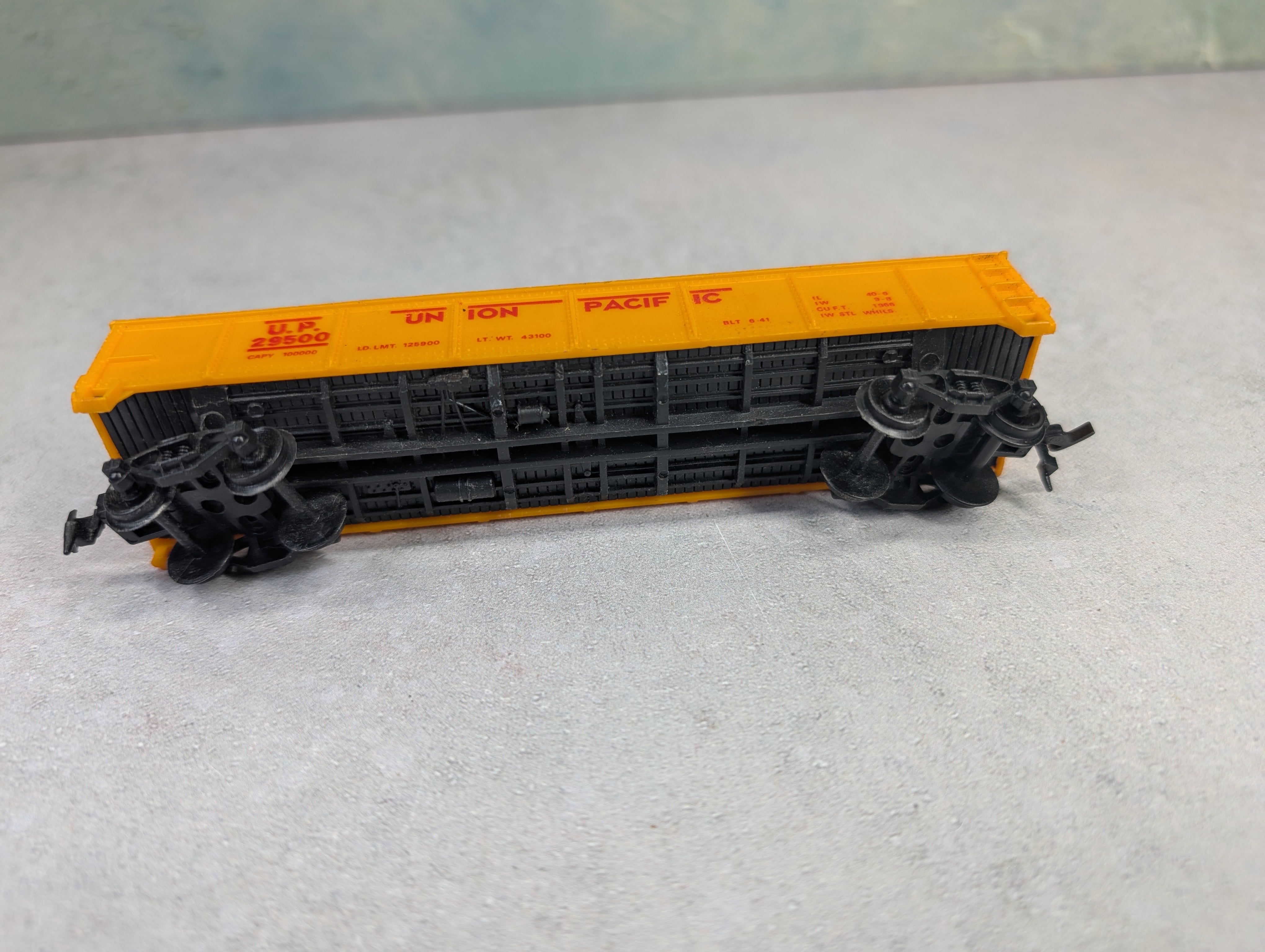 USED Life-Like HO Scale 40' Gondola Union Pacific UP #29500