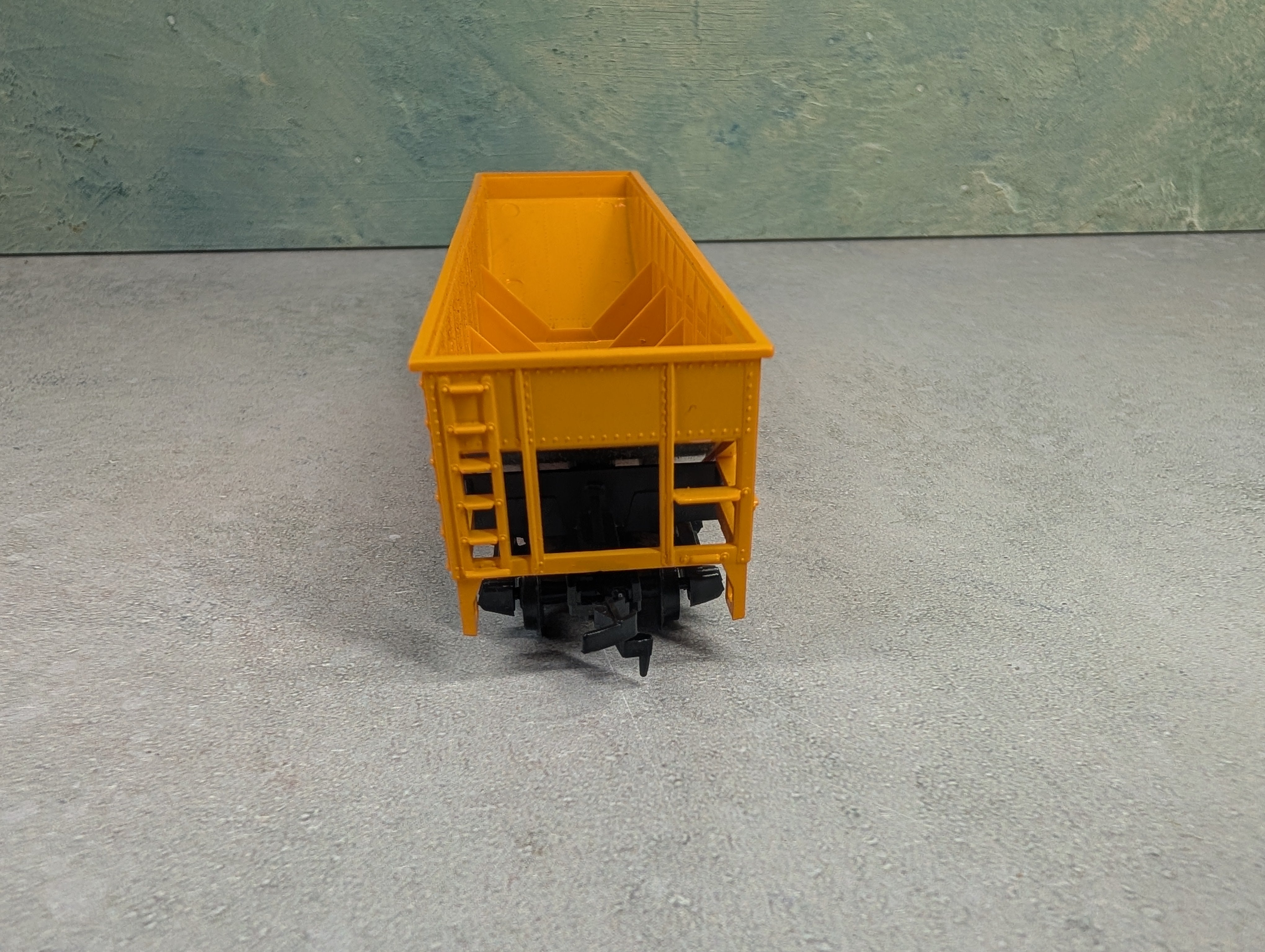 USED Tyco HO Scale Quad Hopper Union Pacific UP #62040