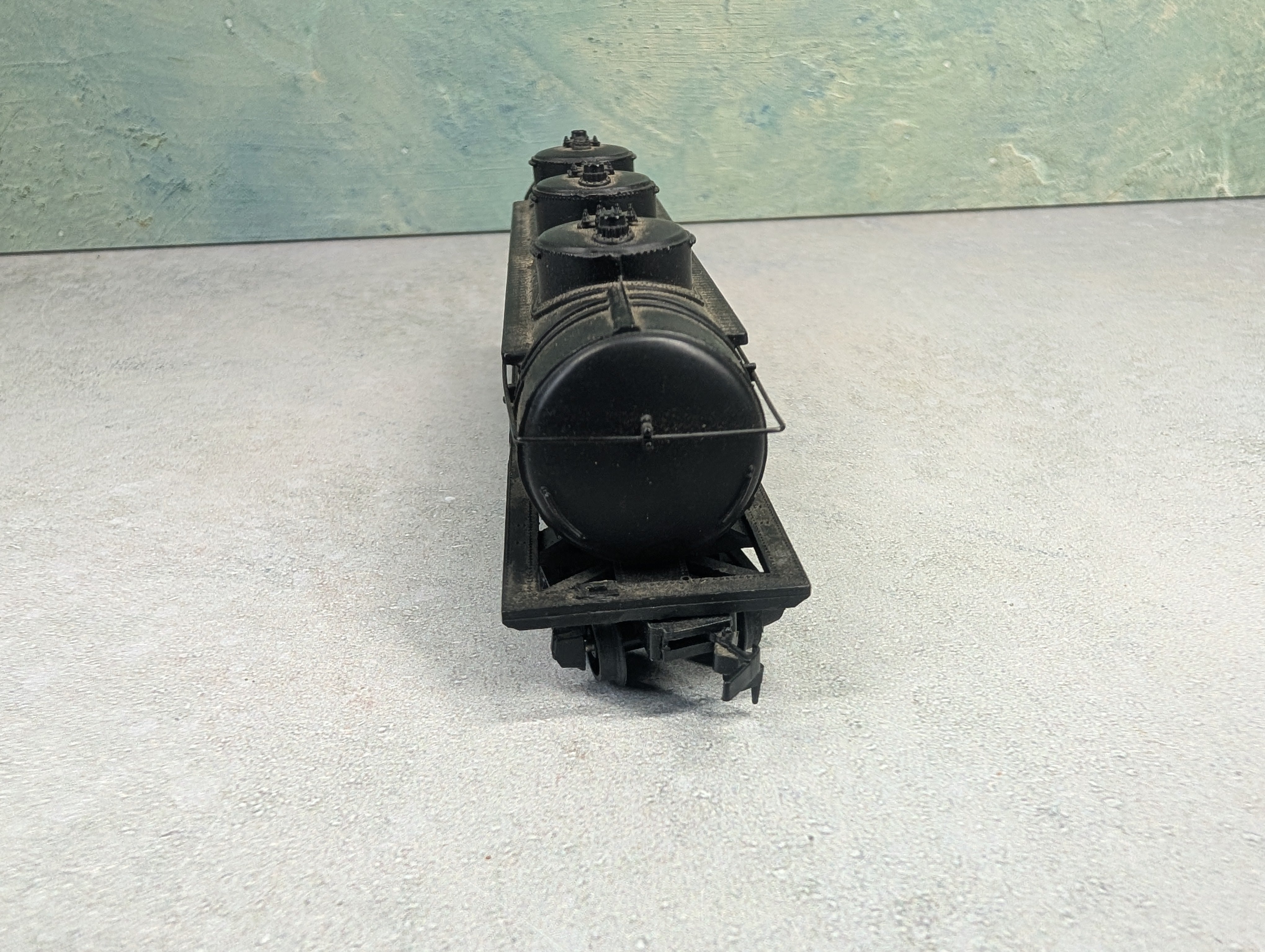 USED AHM HO Scale Triple Dome Tank Car General American #35028