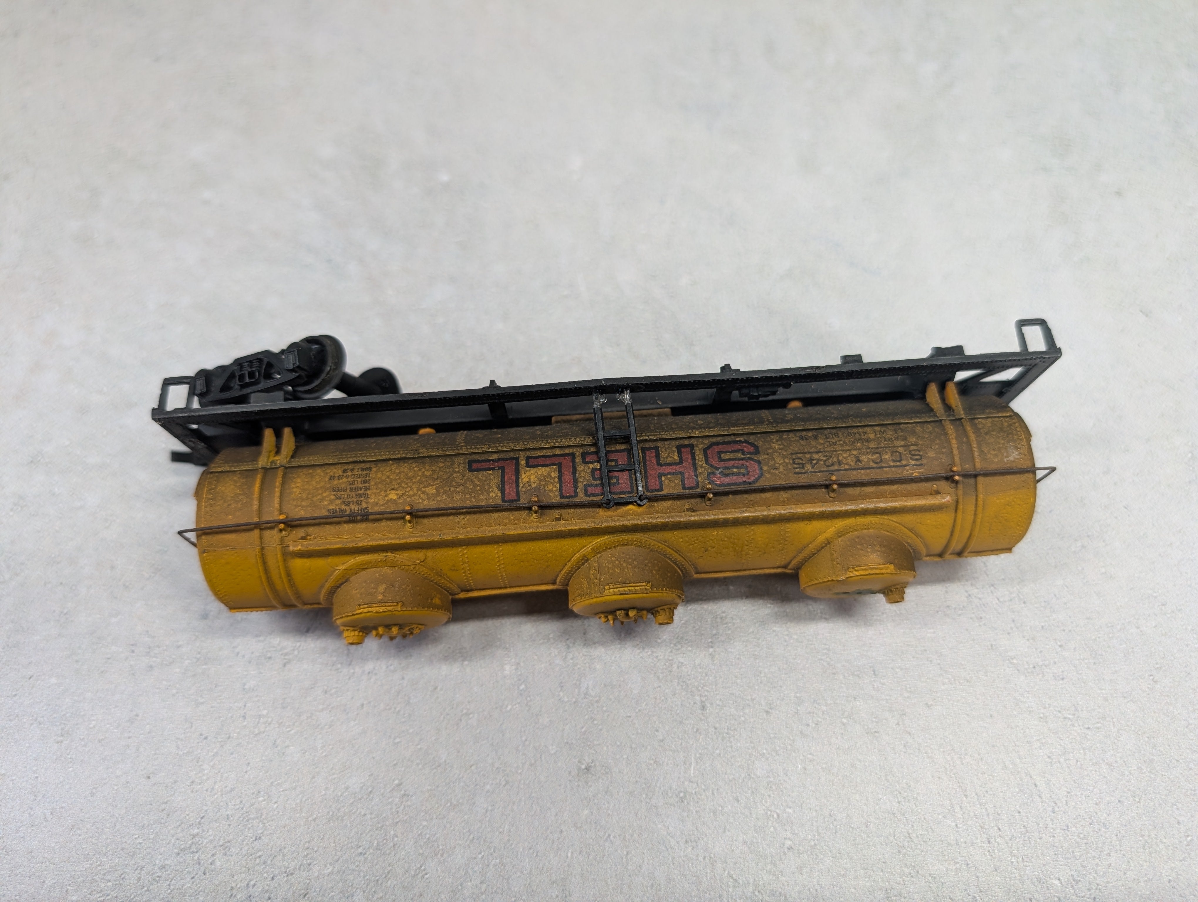 USED HO Scale Triple Dome Tank Car Shell SCCX #1245 Weathered
