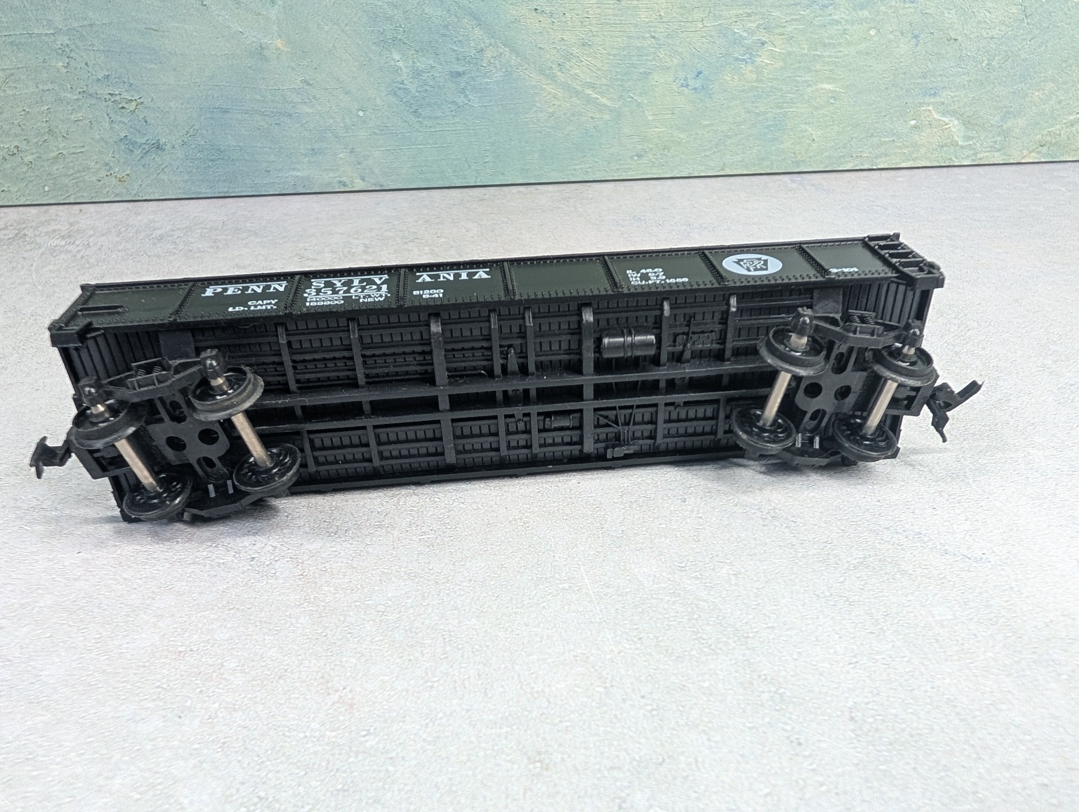 USED HO Scale Gondola w/ Coal Load Pennsylvania PRR #357621