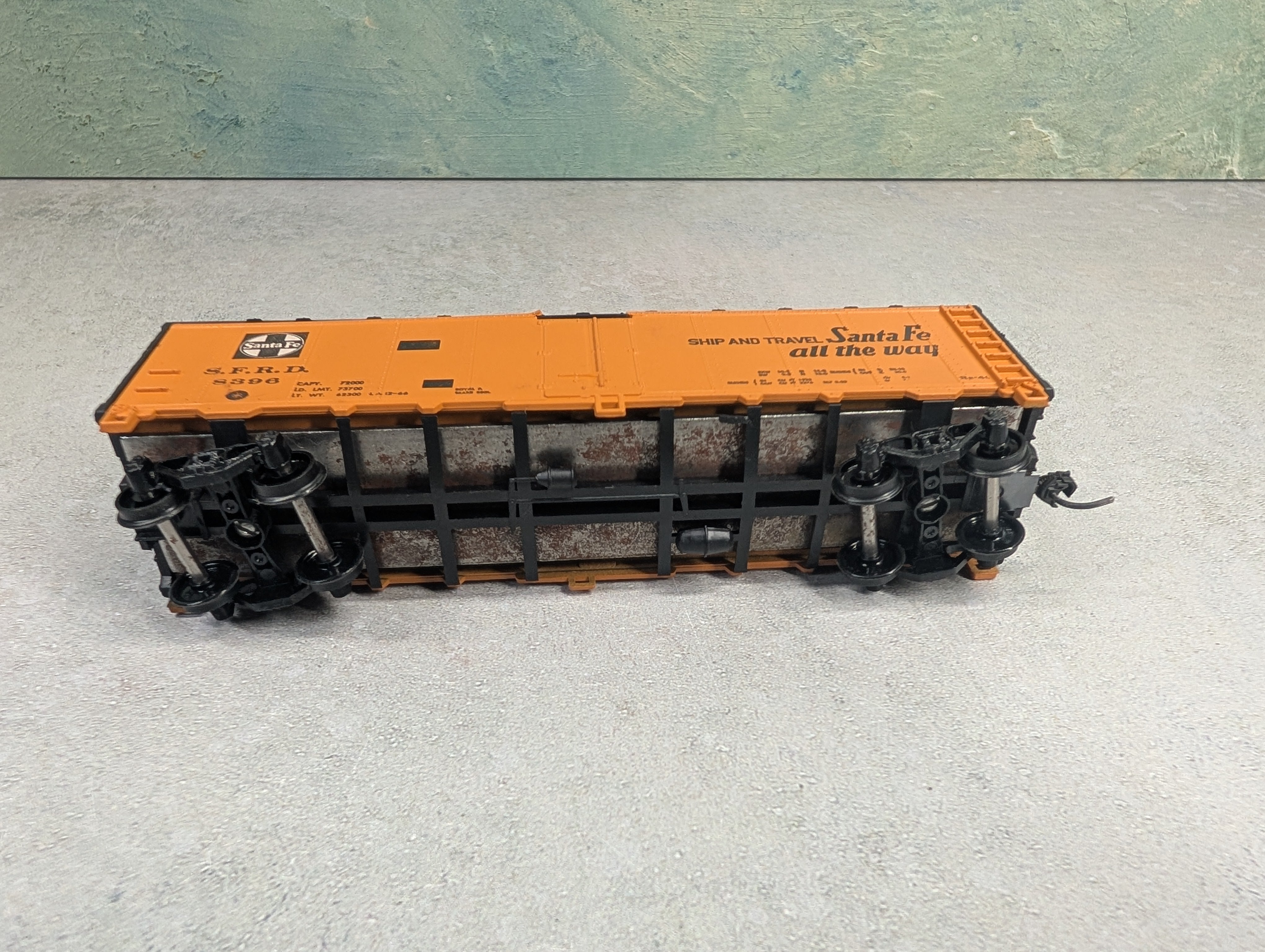 USED Athearn HO Scale Reefer Santa Fe SFRD #8396