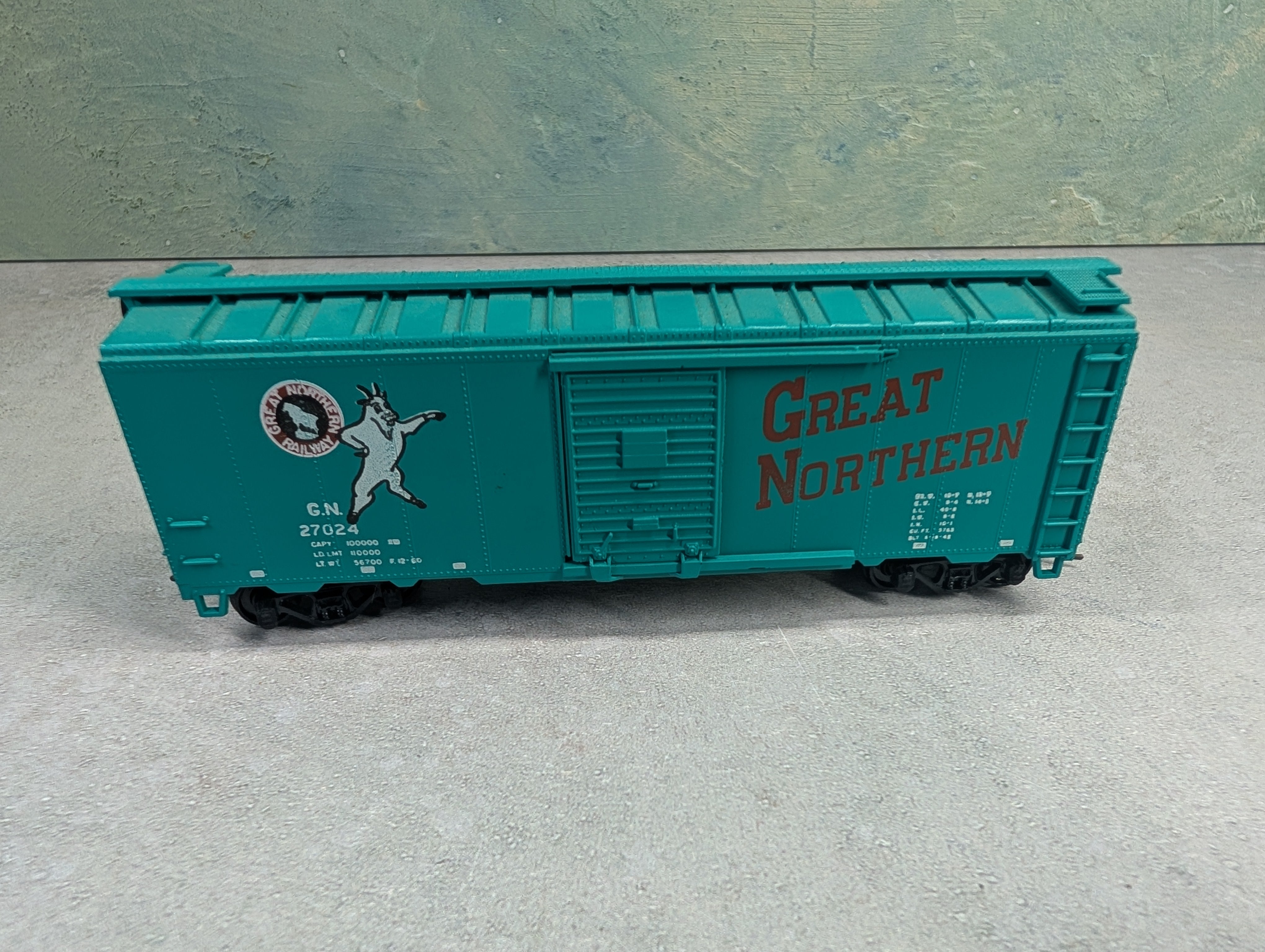 USED Athearn HO Scale 40' Box Car Great Northern GN #27024