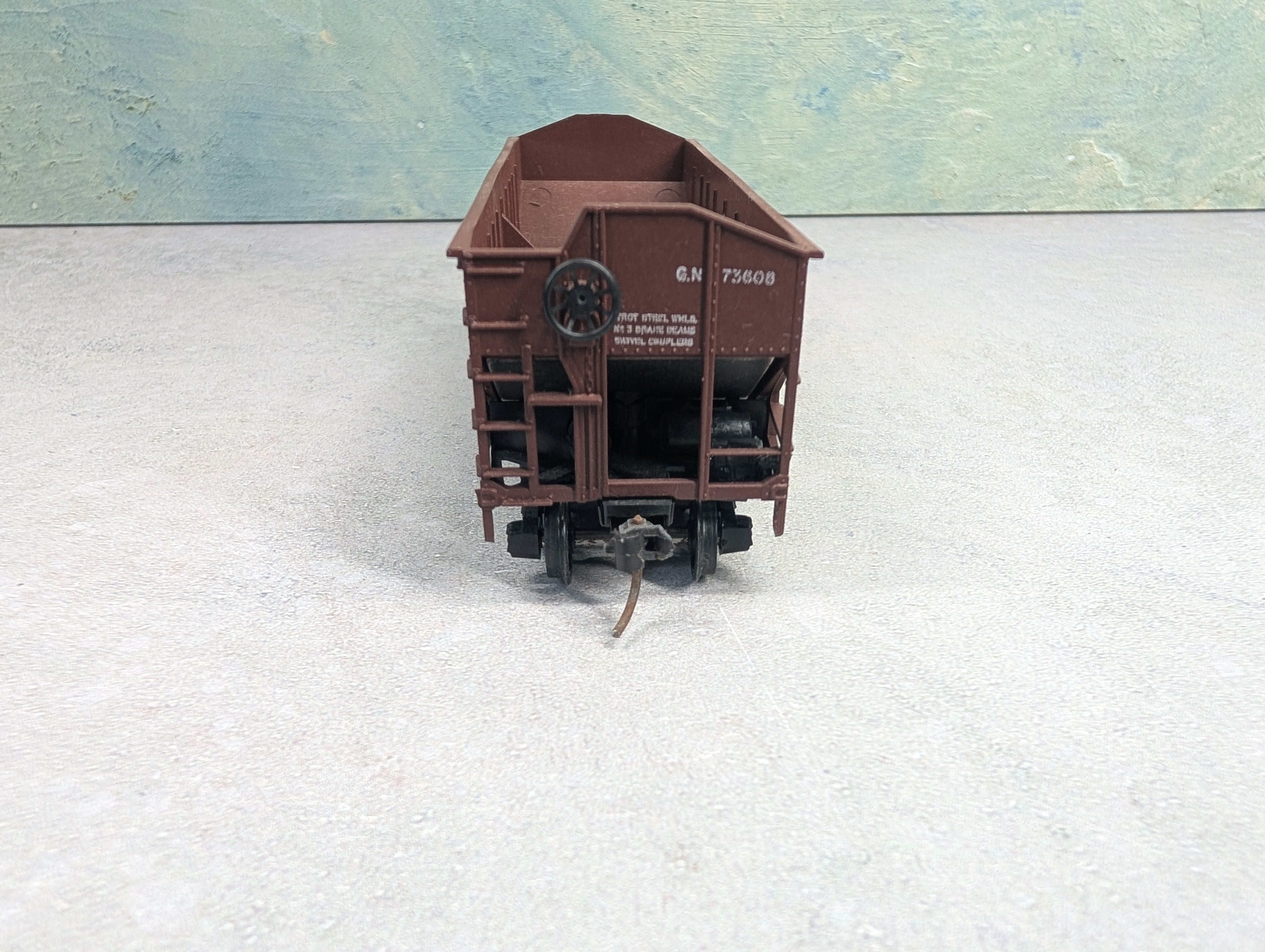 USED Athearn HO Scale 2 Bay Open Hopper Great Northern GN #73608