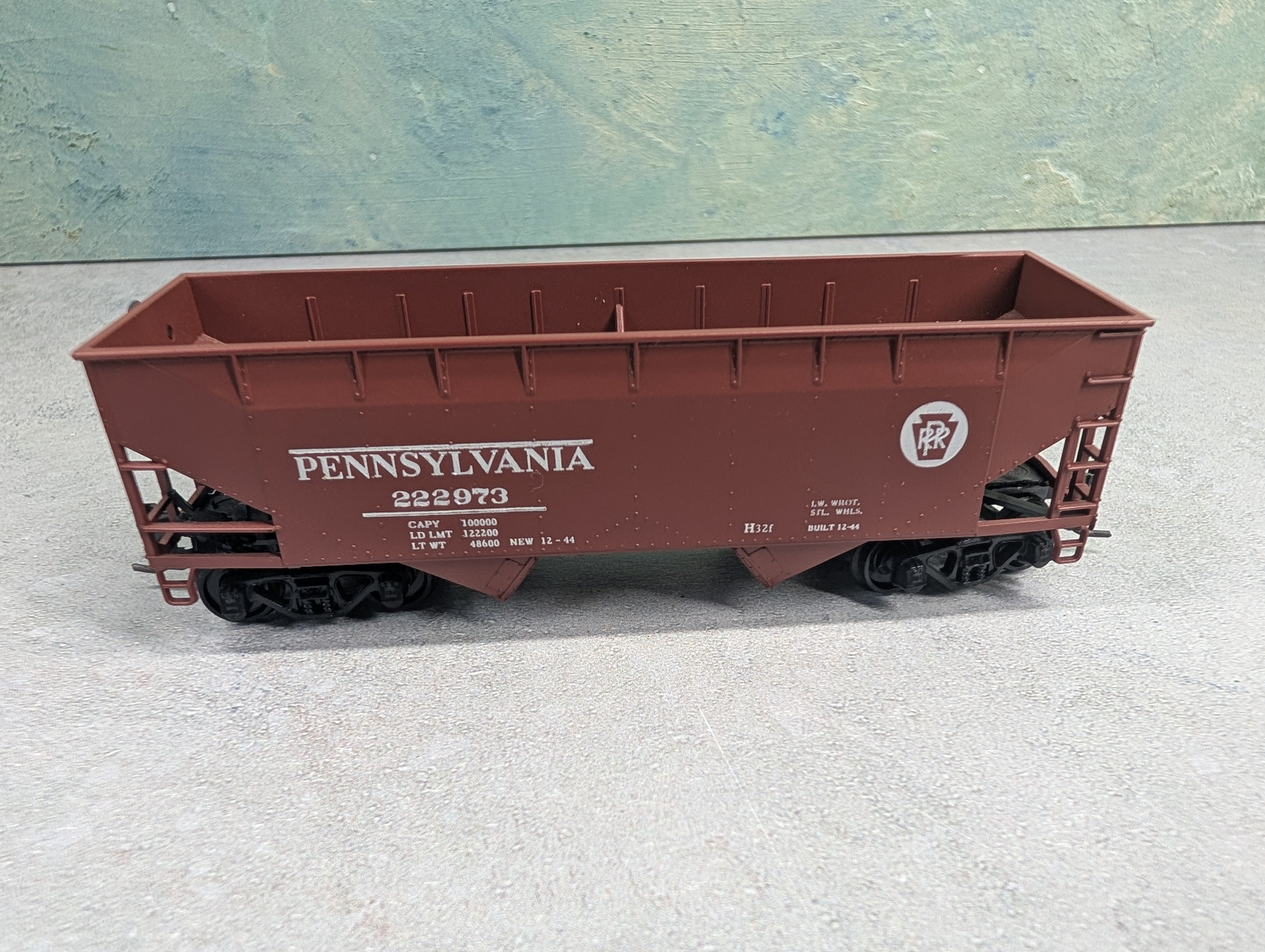 USED Athearn HO Scale 2 Bay Open Hopper Pennsylvania PRR #222973