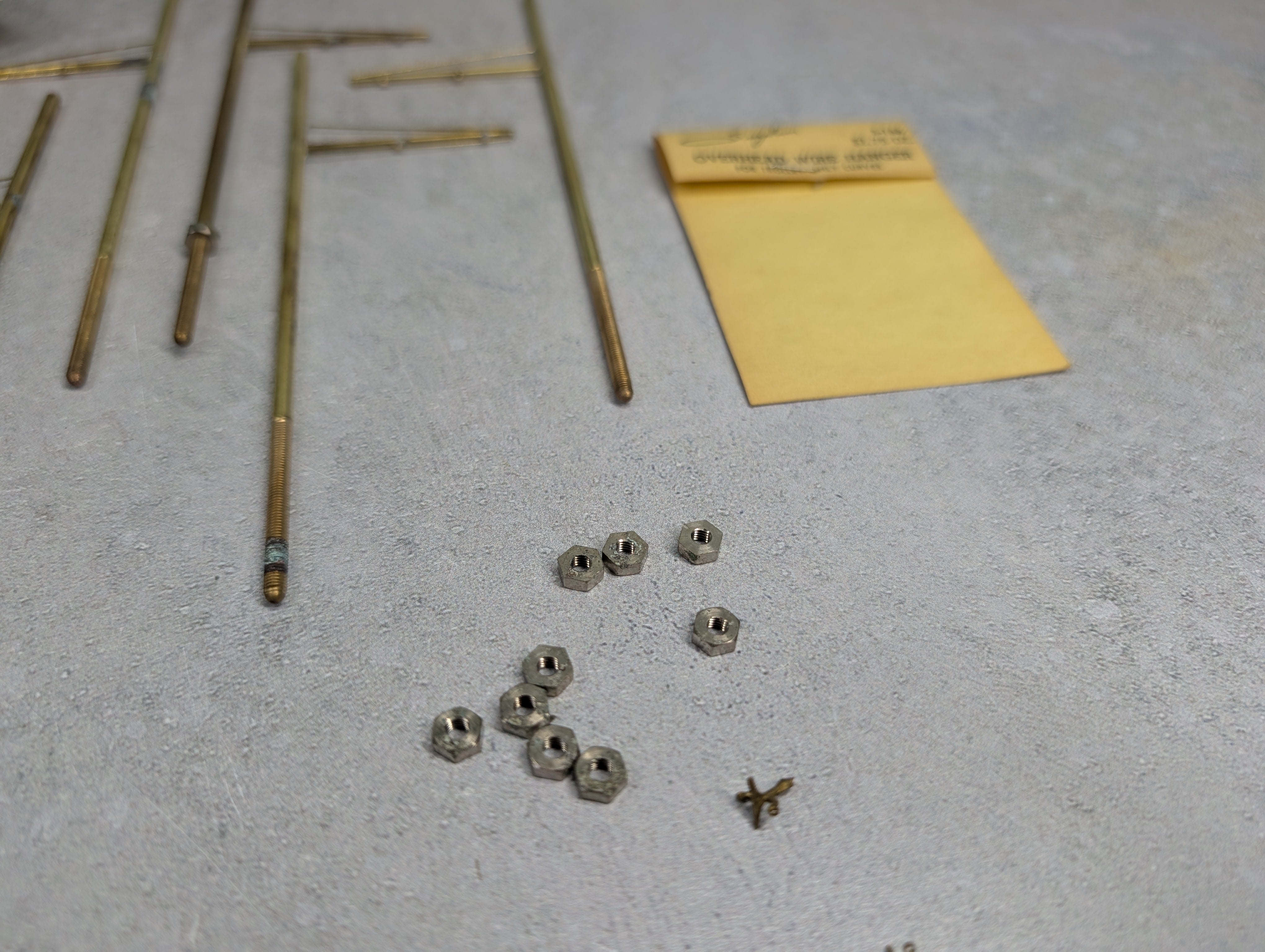 USED Suydam S167 HO Scale Brass Trolley Line Poles & S-166 Overhead Wire Hangers