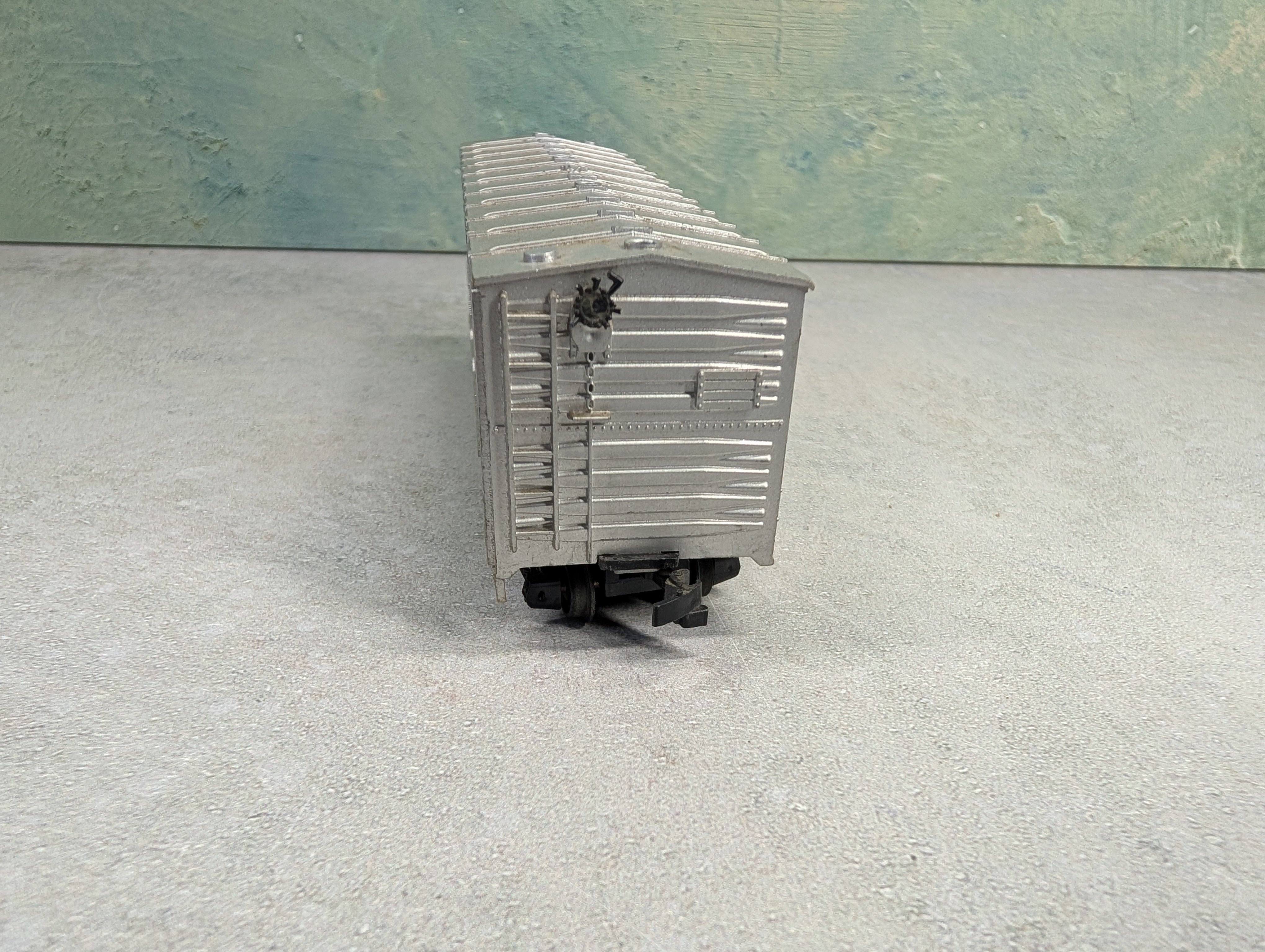 USED Roco HO Scale Wooden Box Car Minneapolis & St Louis M&STL #1072