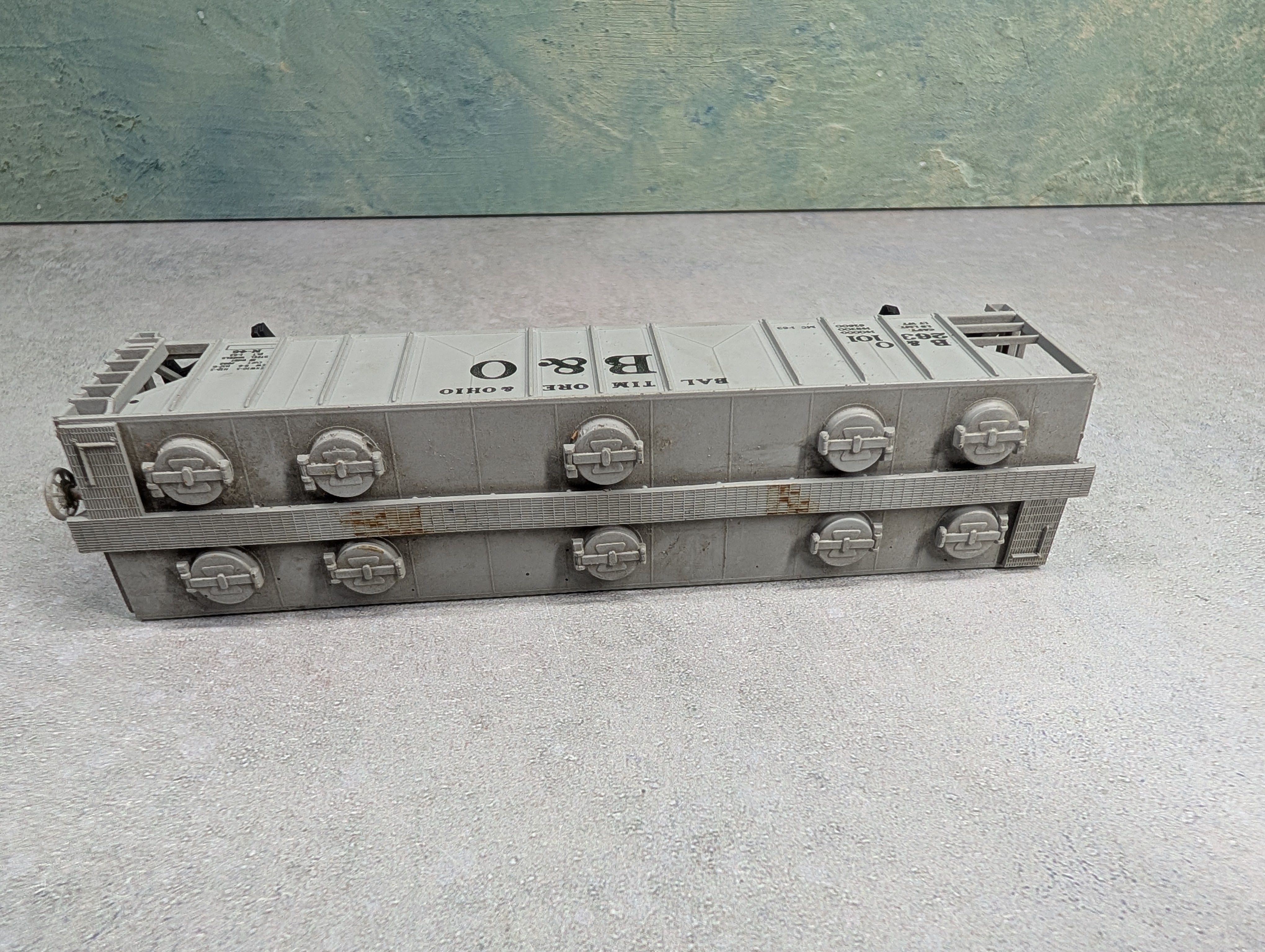 USED AHM HO Scale Covered Hopper Baltimore and Ohio B&O #263101