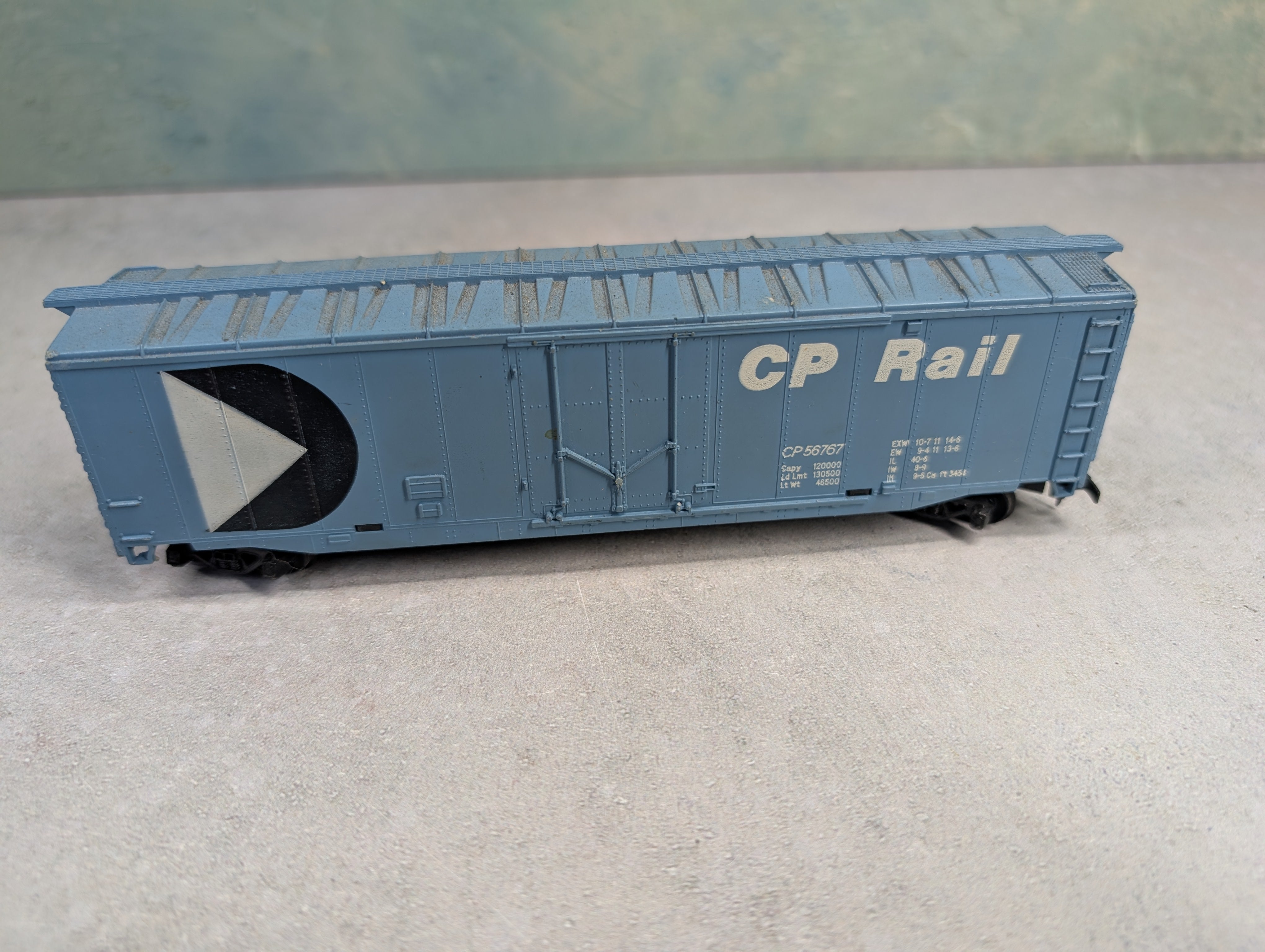 USED Tyco HO Scale 50' Box Car CP Rail CP #56767